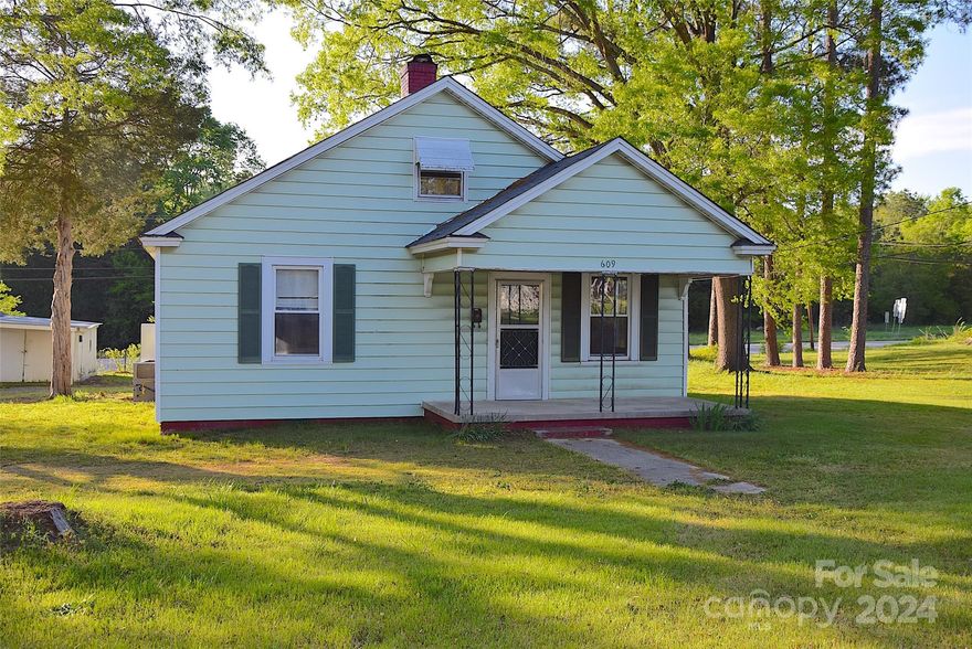 This charming bungalow style home in the Robbins Circle community of Chester has lots of potential. If you're an investor looking for a fix and flip, a light remodel for rental income, or just looking to remodel it for your primary residence 609 Still Street is the answer. This home has replacement windows and the HVAC and thermostat are brand new this year. The home offers several special features including a spacious back deck, pantry, mudroom/laundry room, and a large upstairs flex space. Its convenient location puts you close to dining, shopping, and everything Chester has to offer while being outside of the city limits to avoid the city taxes.