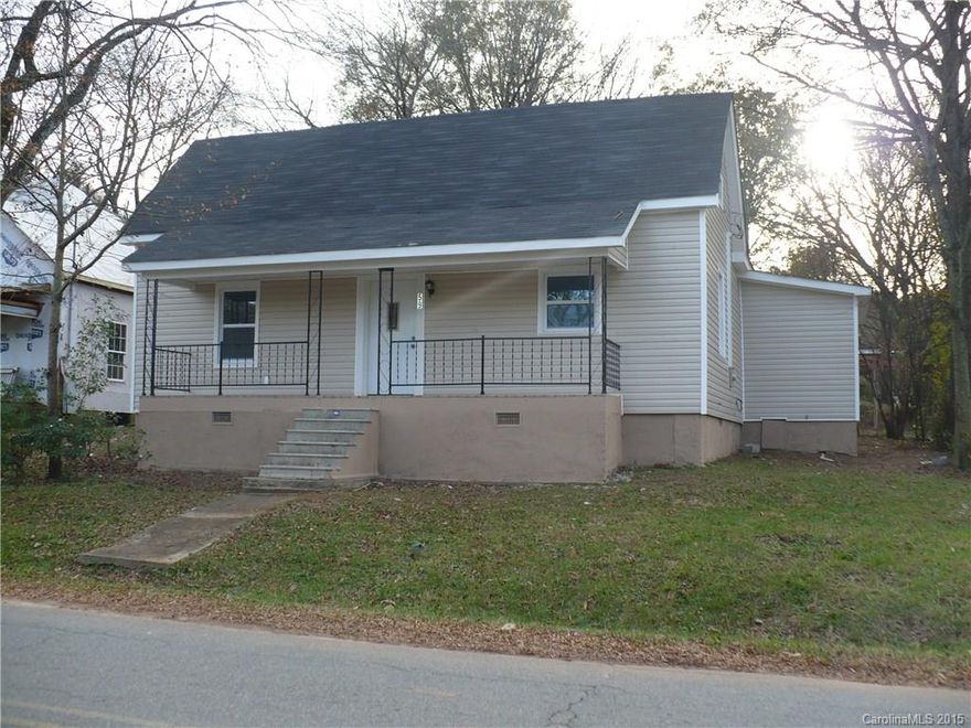 JUST REDUCED! REMODELED AND READY TO MOVE IN!!! . THIS 3 BEDROOM 2 BATHROOM RANCH FEATURES: NEW PAINT,NEW CARPET, NEW DOORS,CERAMIC IN KITCHEN AND BATHROOMS. NEW LAMINATE IN FAMILY RM. NEW LIGHT FIXTURES AND FANS,CROWN MOLDINGS, NEW KITCHEN CABINETS AND GRANITE. NEW WATER HEATER, NEW A/C. NEW ROOF, NEW SIDING,NEW WINDOWS, STORAGE SHED SOLD AS IS,CARPORT FOR 2 CARS. LOCATED ACROSS HARTSELL RECREATION CTR.CLOSE TO SHOPS AND CONCORD'S CITY CENTER. SELLER WILL ENTERTAIN ANY OFFER.