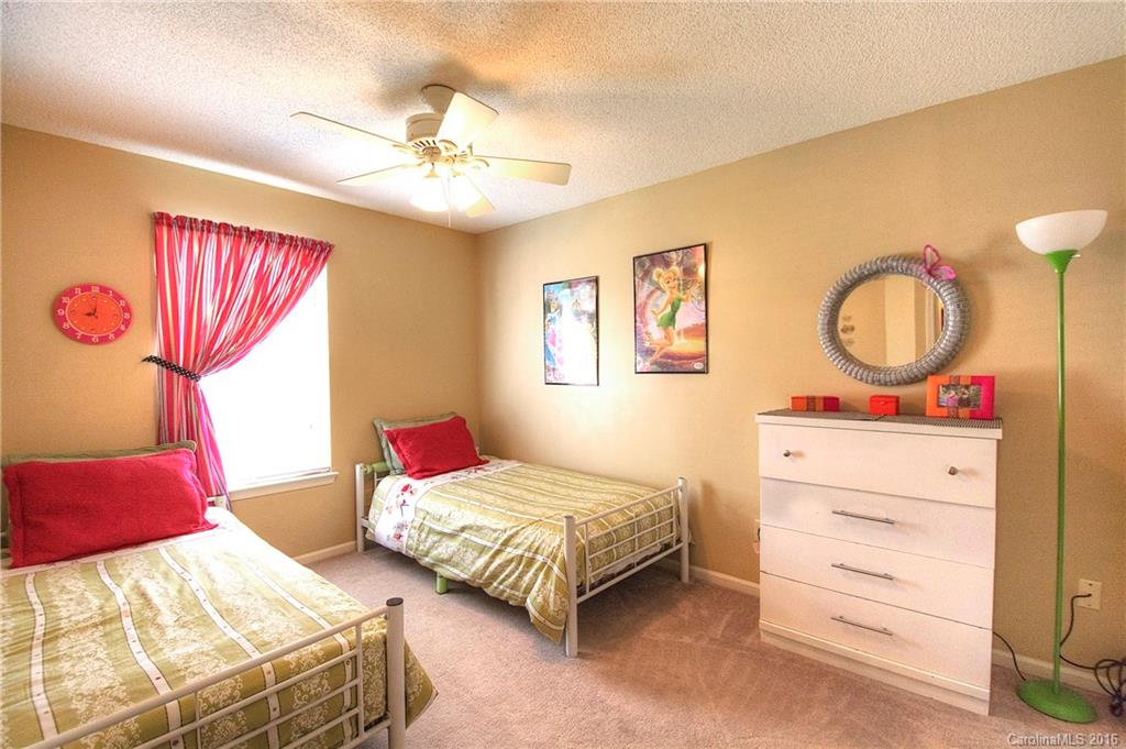 Woodside Falls - Residential