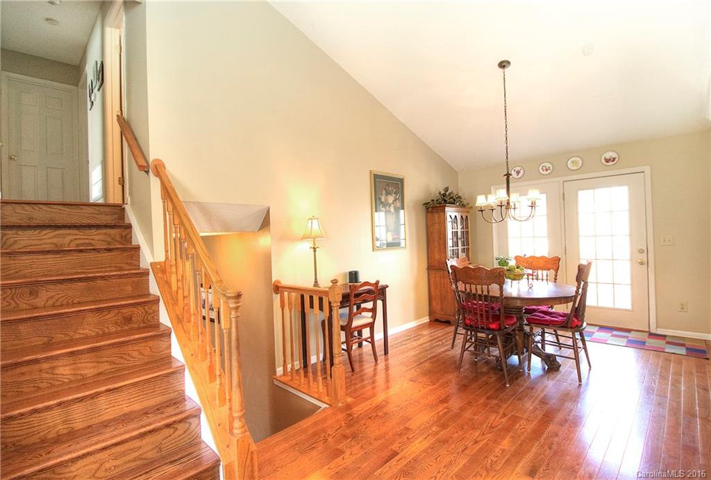 Woodside Falls - Residential