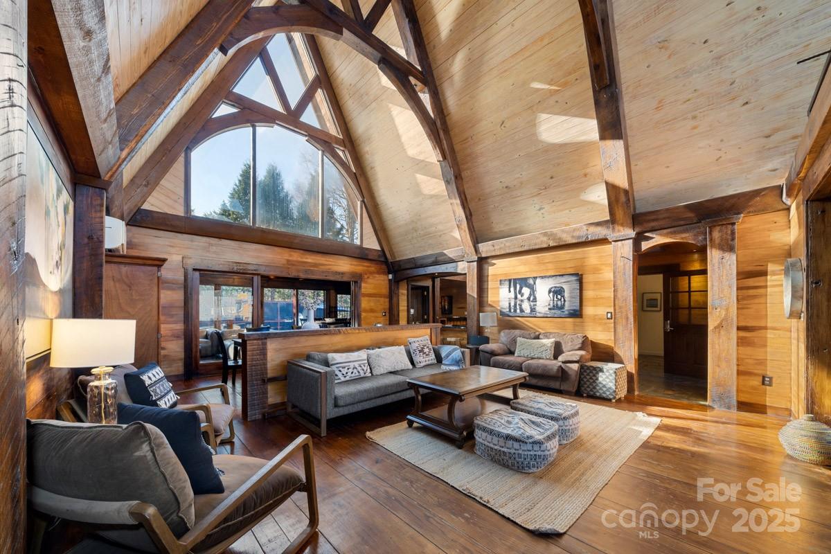 113 Forest Hills Drive