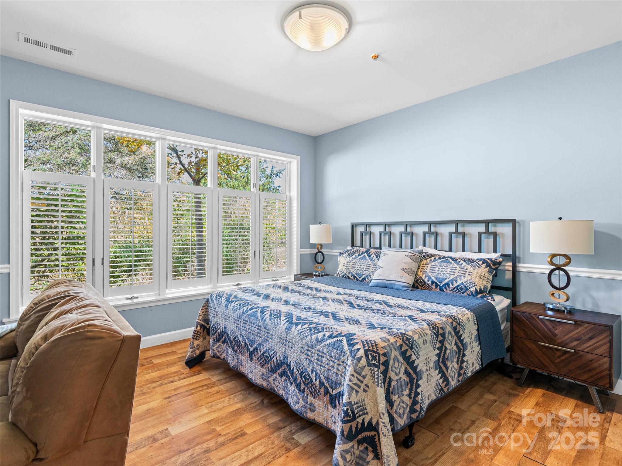 Forest Hills - Residential