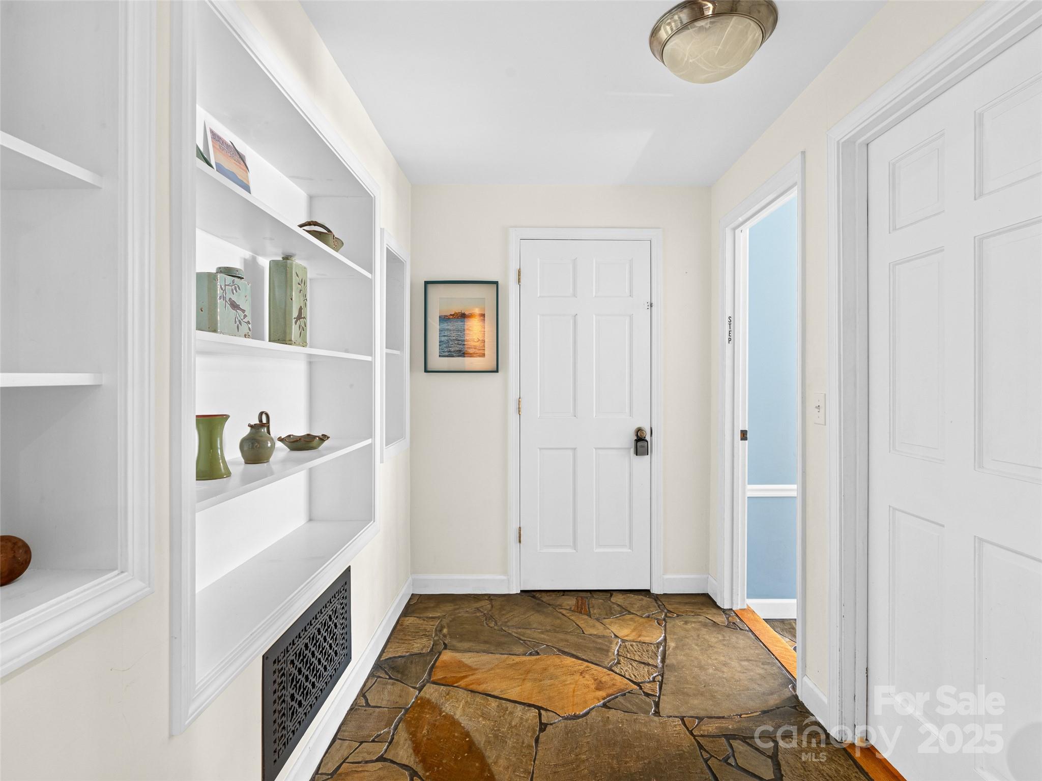 Forest Hills - Residential