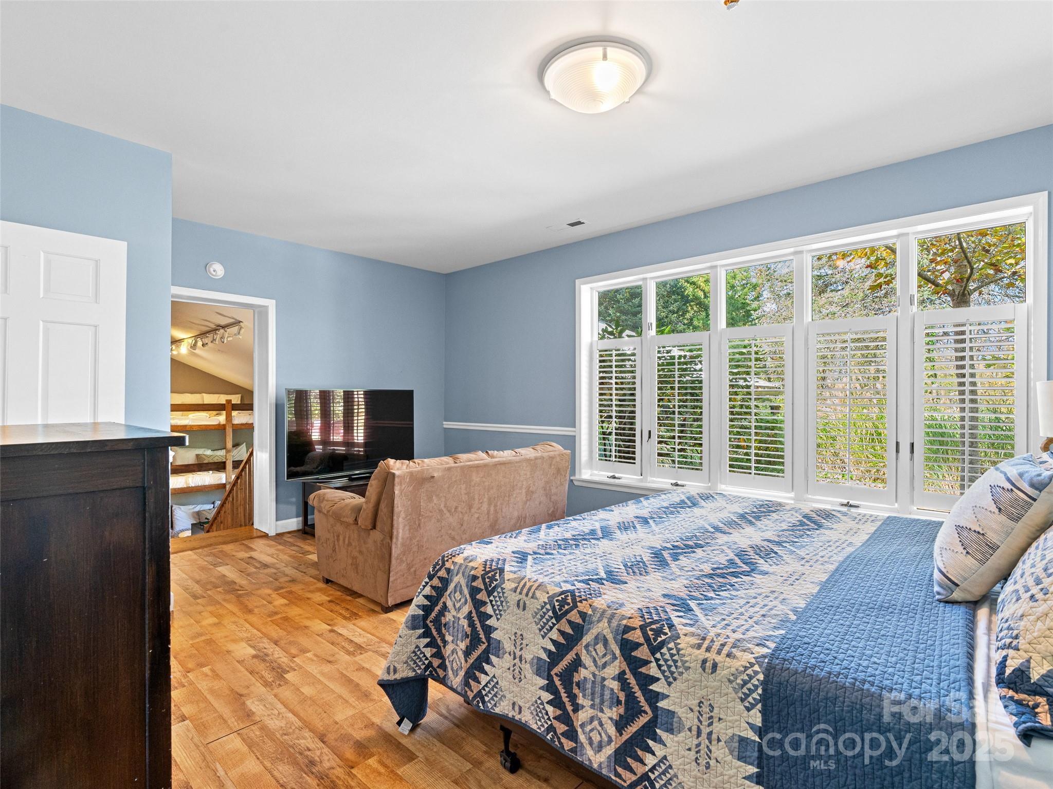 Forest Hills - Residential