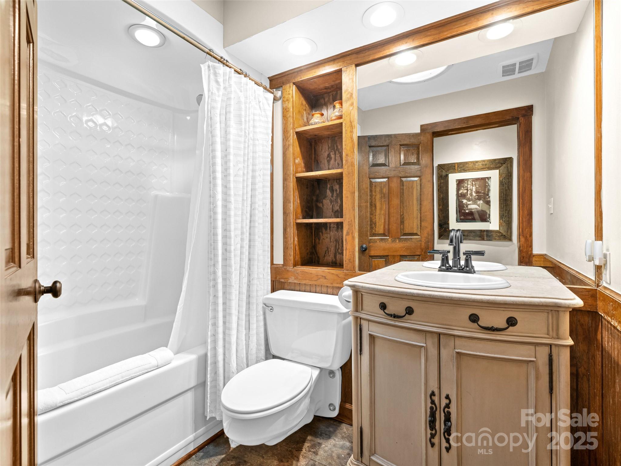 Forest Hills - Residential