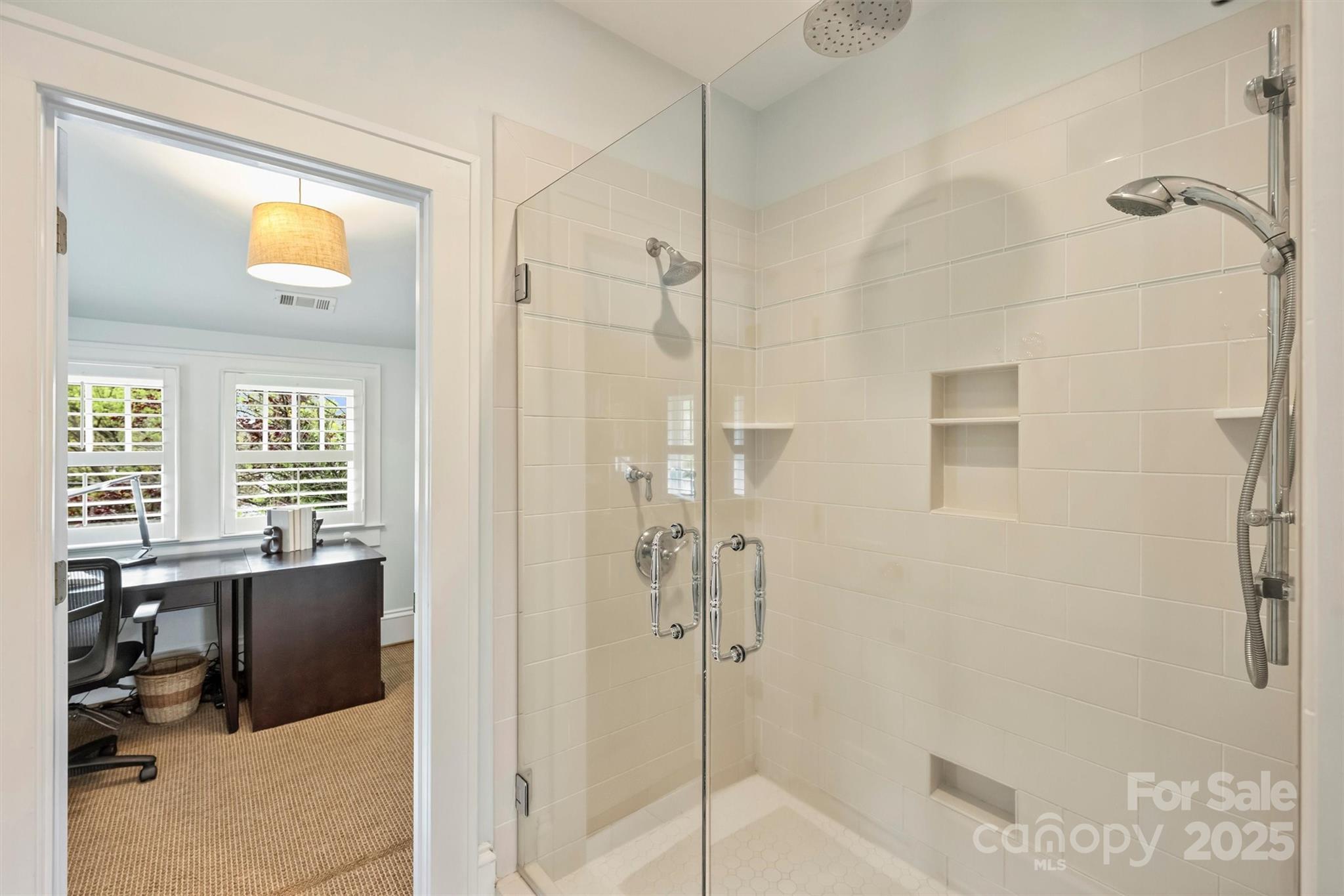 Elizabeth - Residential