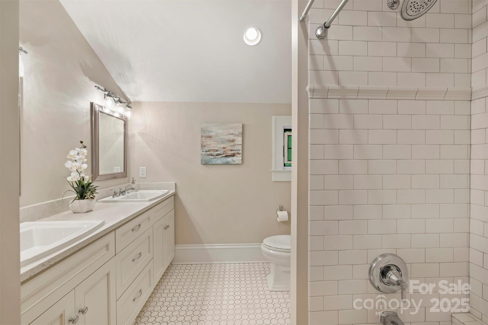 Elizabeth - Residential