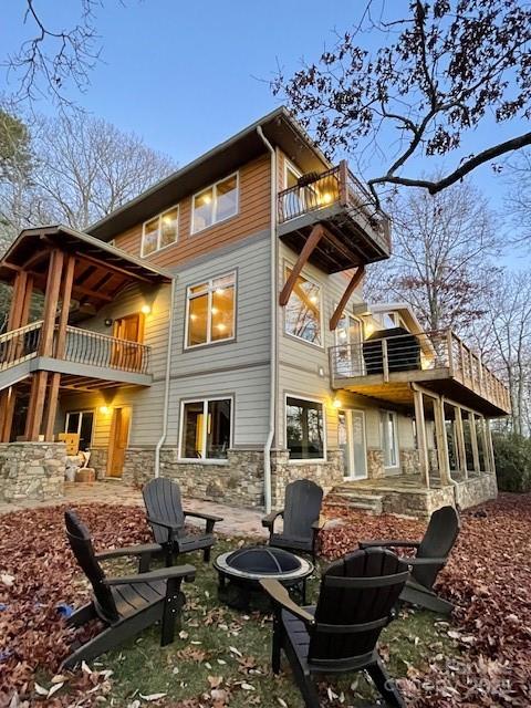 425 Flat Top Mountain Road