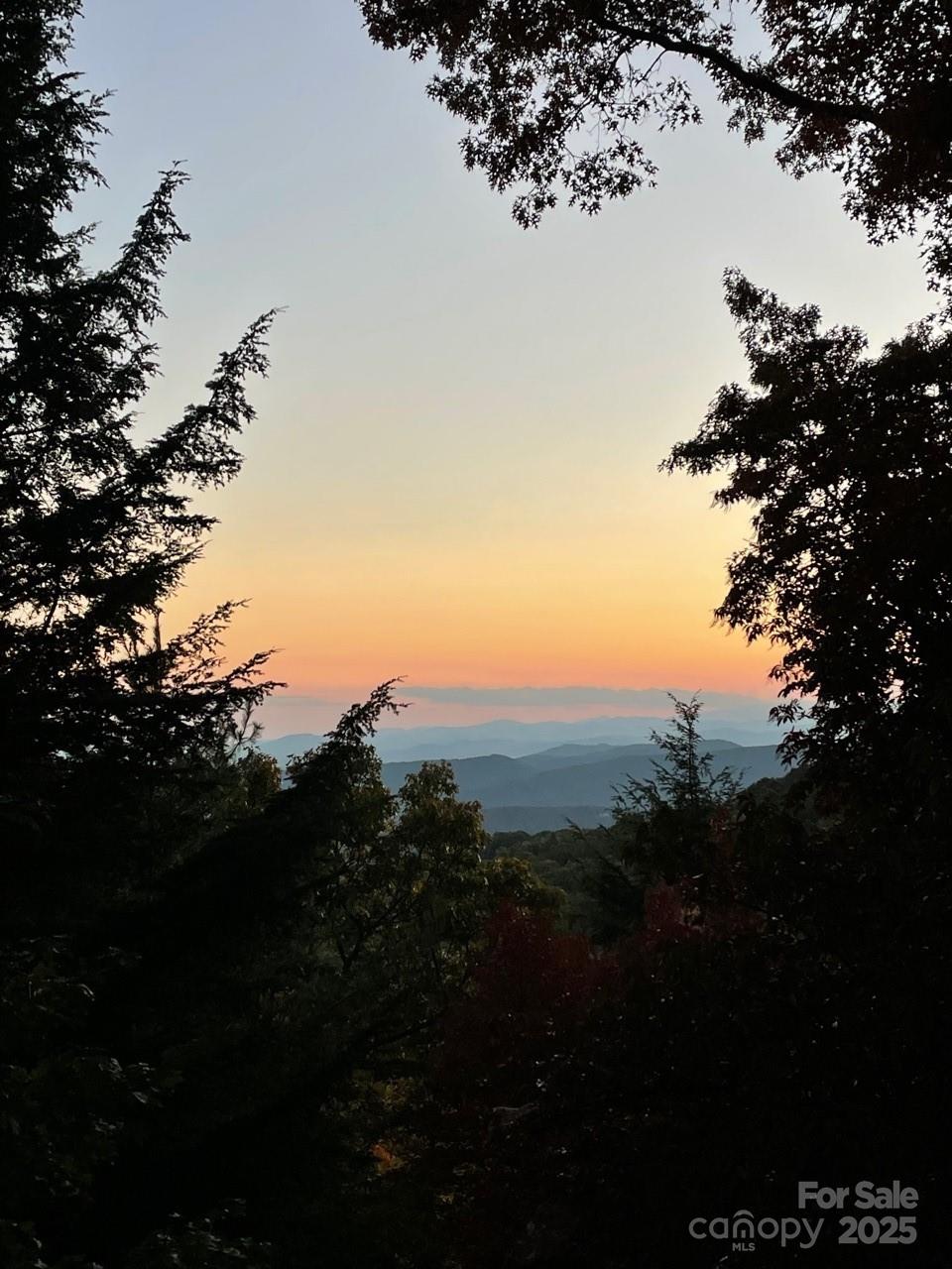 425 Flat Top Mountain Road