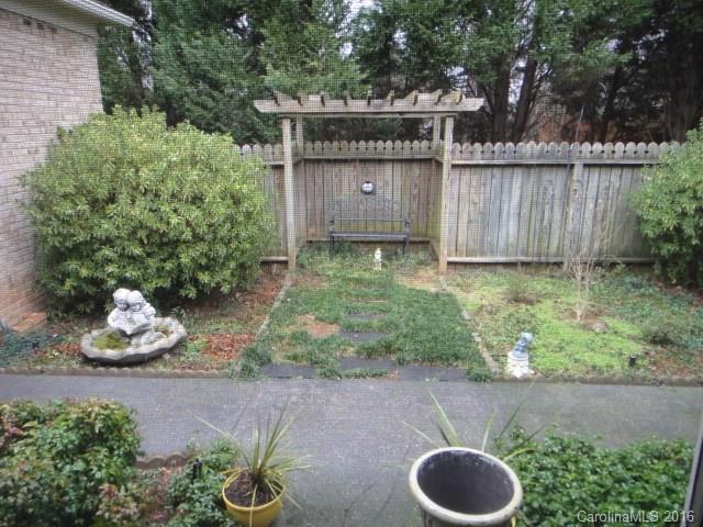 Hamptonwood - Residential