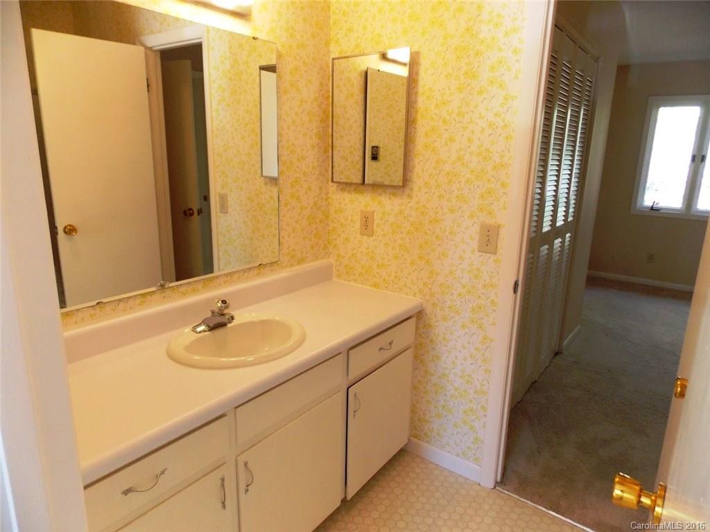 Connestee Falls - Residential