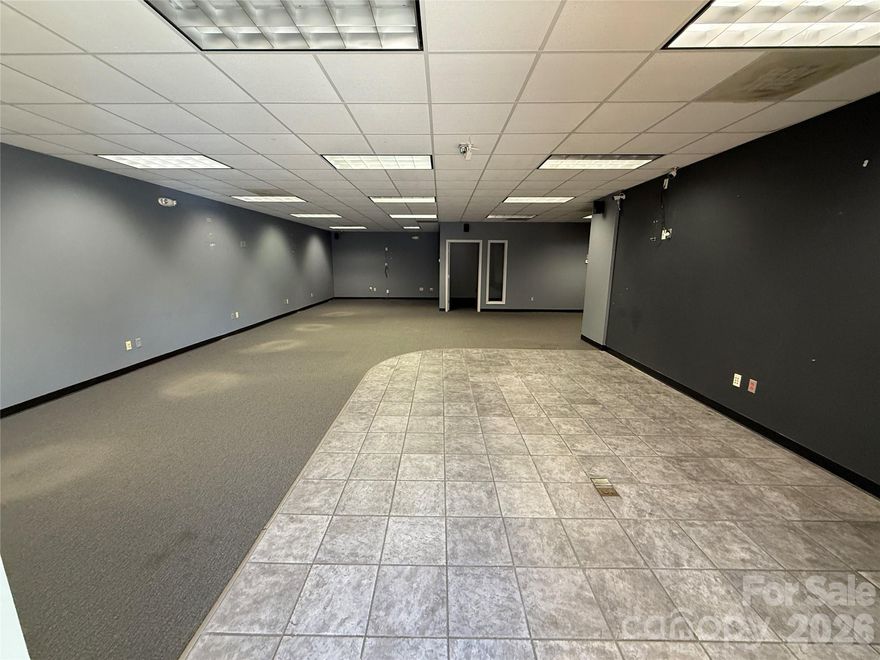 Position your business for success at 852 Gold Hill Road in Fort Mill. This 1,853 SF commercial space offers a clean, functional layout ideal for office or retail users. Currently configured with 2 private offices, a large break/lunch area, storage room, and 2 bathrooms—providing both efficiency and flexibility for day-to-day operations.
Located just seconds from I-77, this property benefits from strong visibility, easy access, and consistent traffic flow, making it a strategic choice for businesses looking to grow their presence in a high-demand market. Surrounded by established retail, residential communities, and ongoing development, this location continues to see strong growth and activity.
Perfect for professional services, boutique retail, or a variety of business uses.