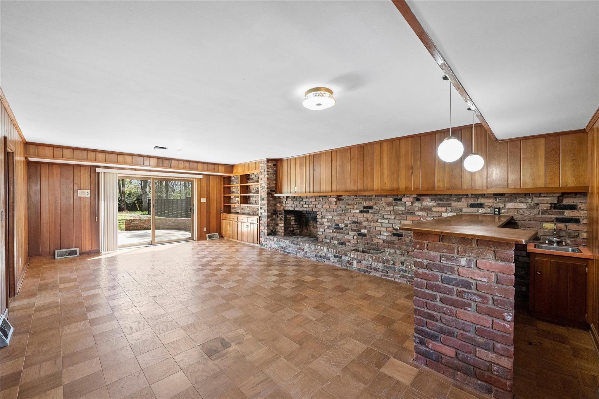 Lansdowne - Residential