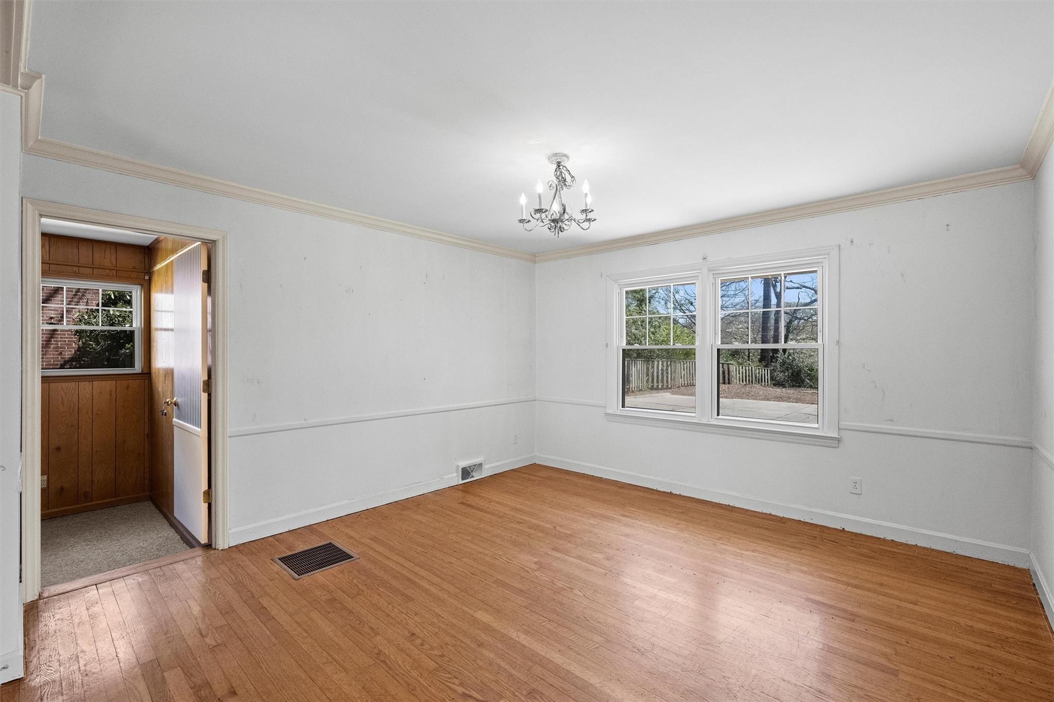 Lansdowne - Residential