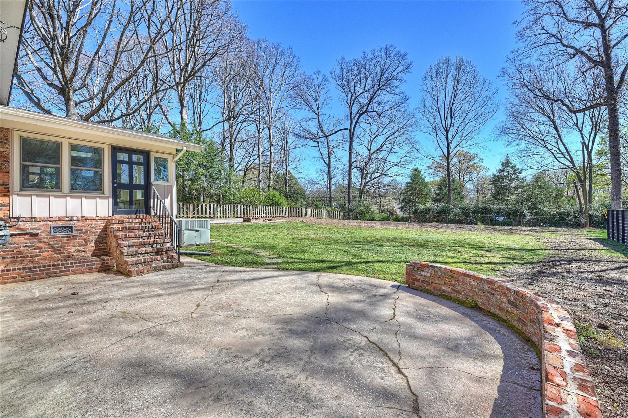 Lansdowne - Residential