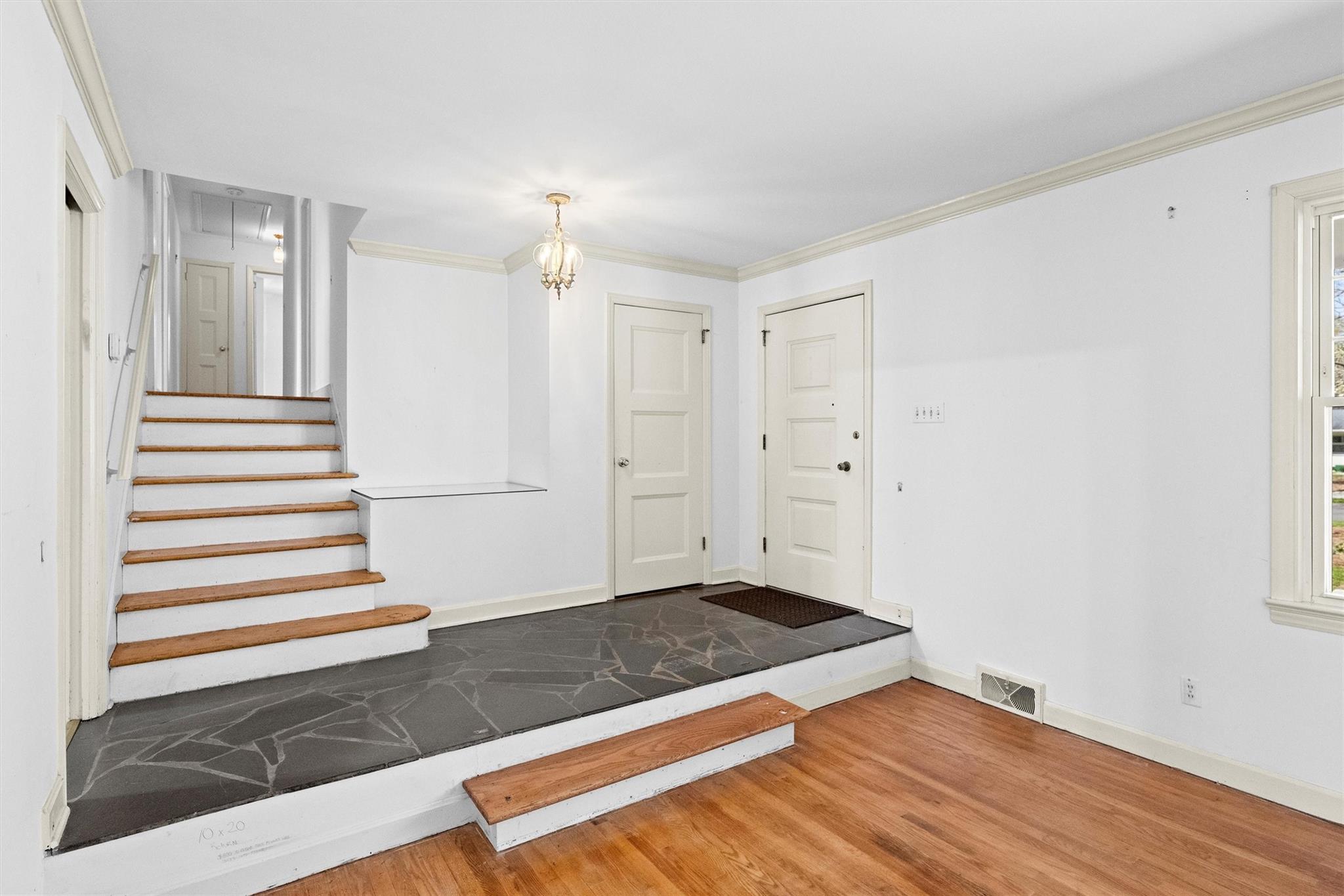 Lansdowne - Residential