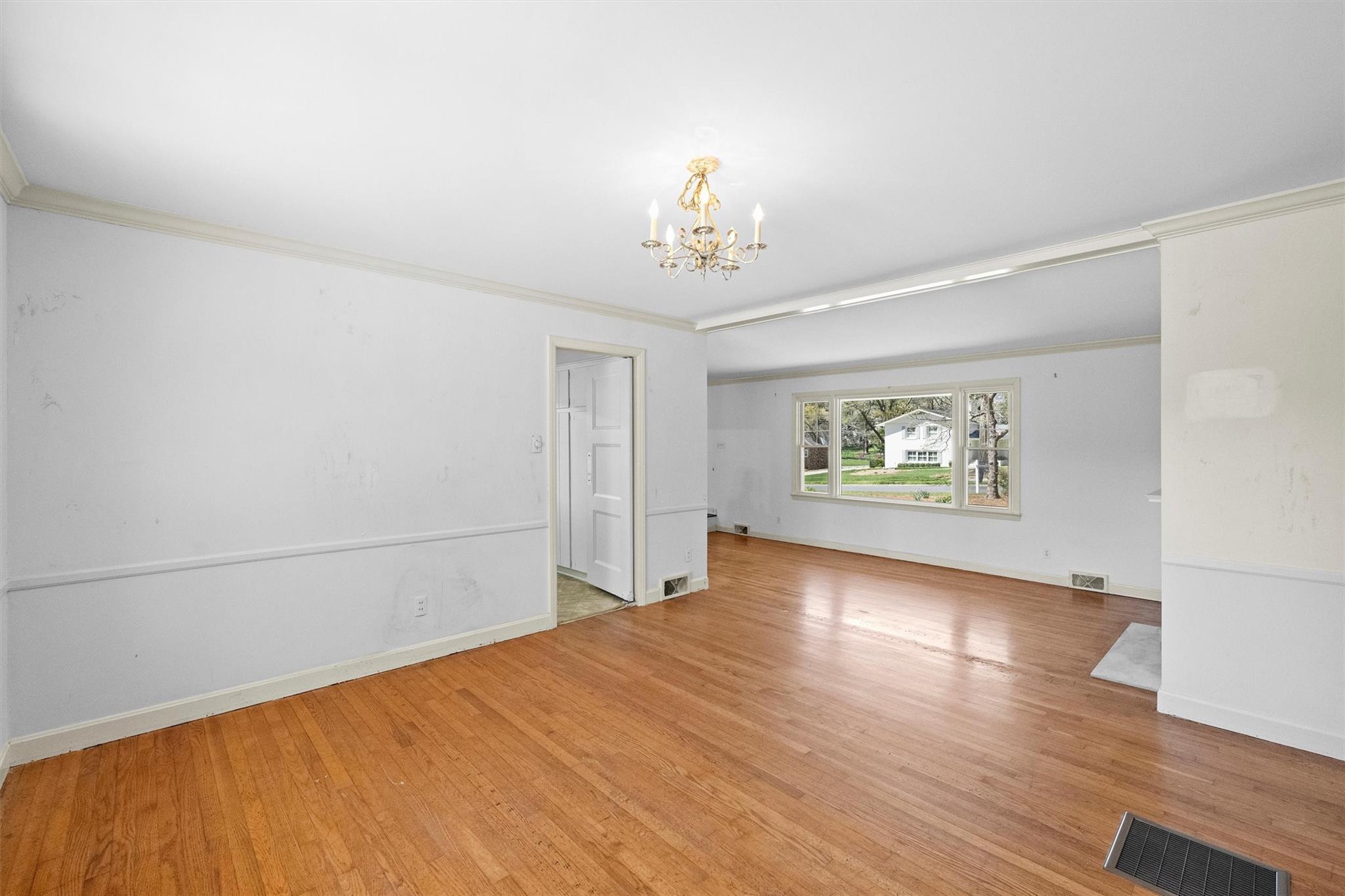 Lansdowne - Residential