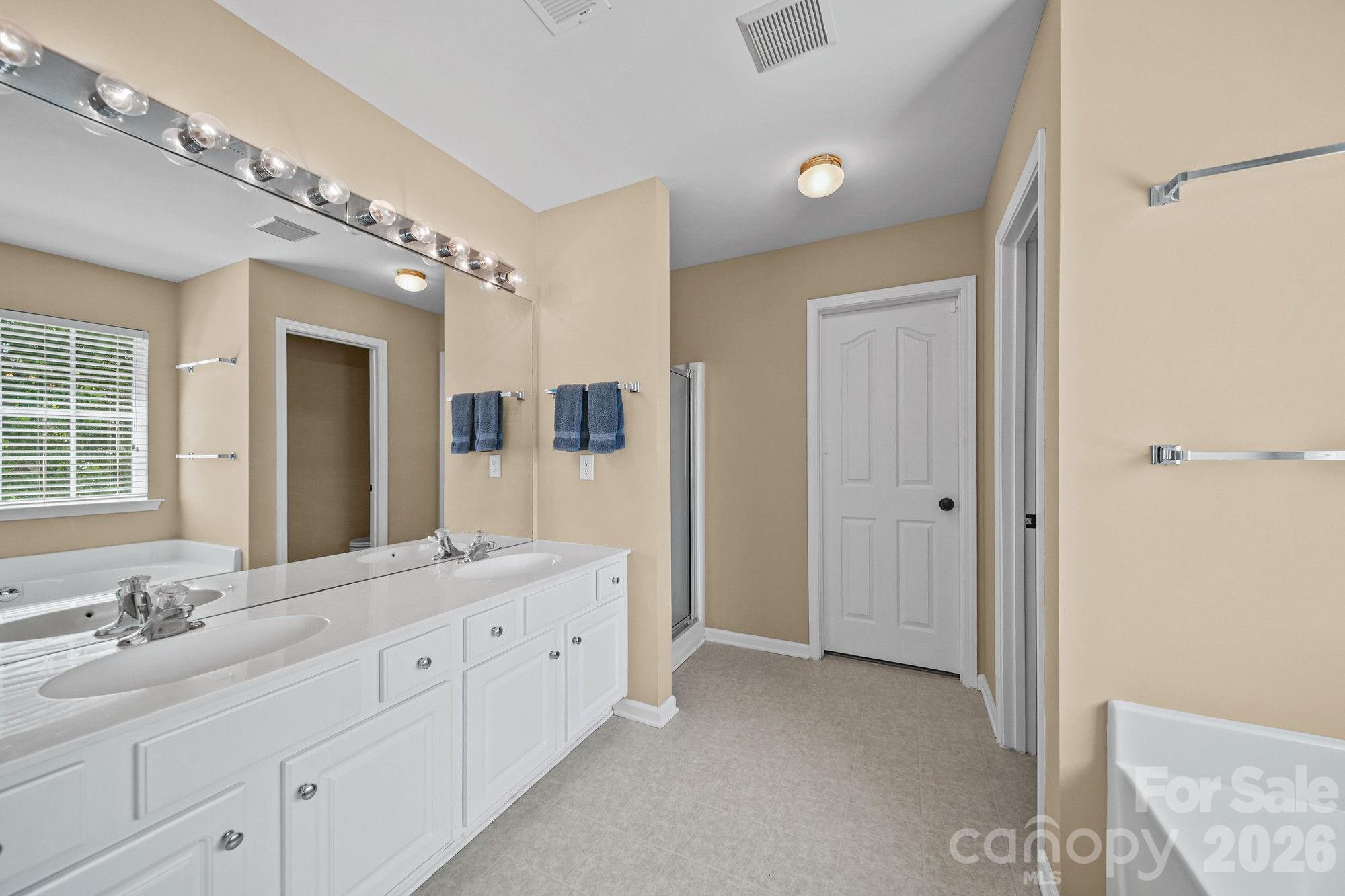 Victoria Bay - Residential