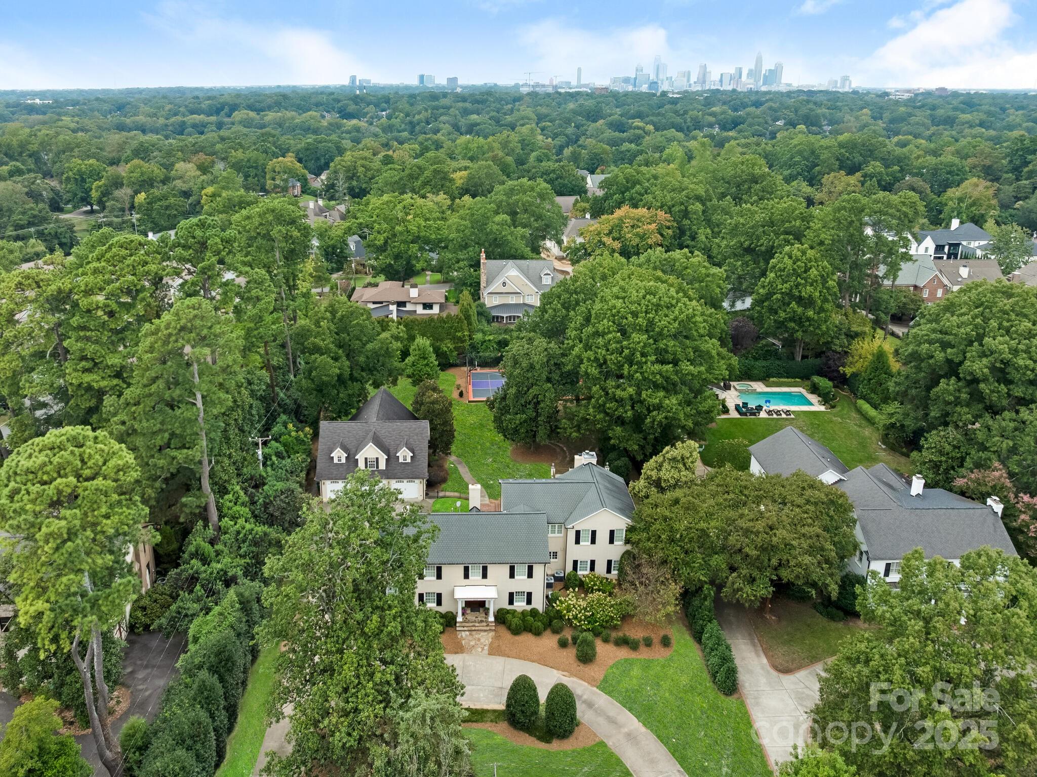 1600 S Wendover Road