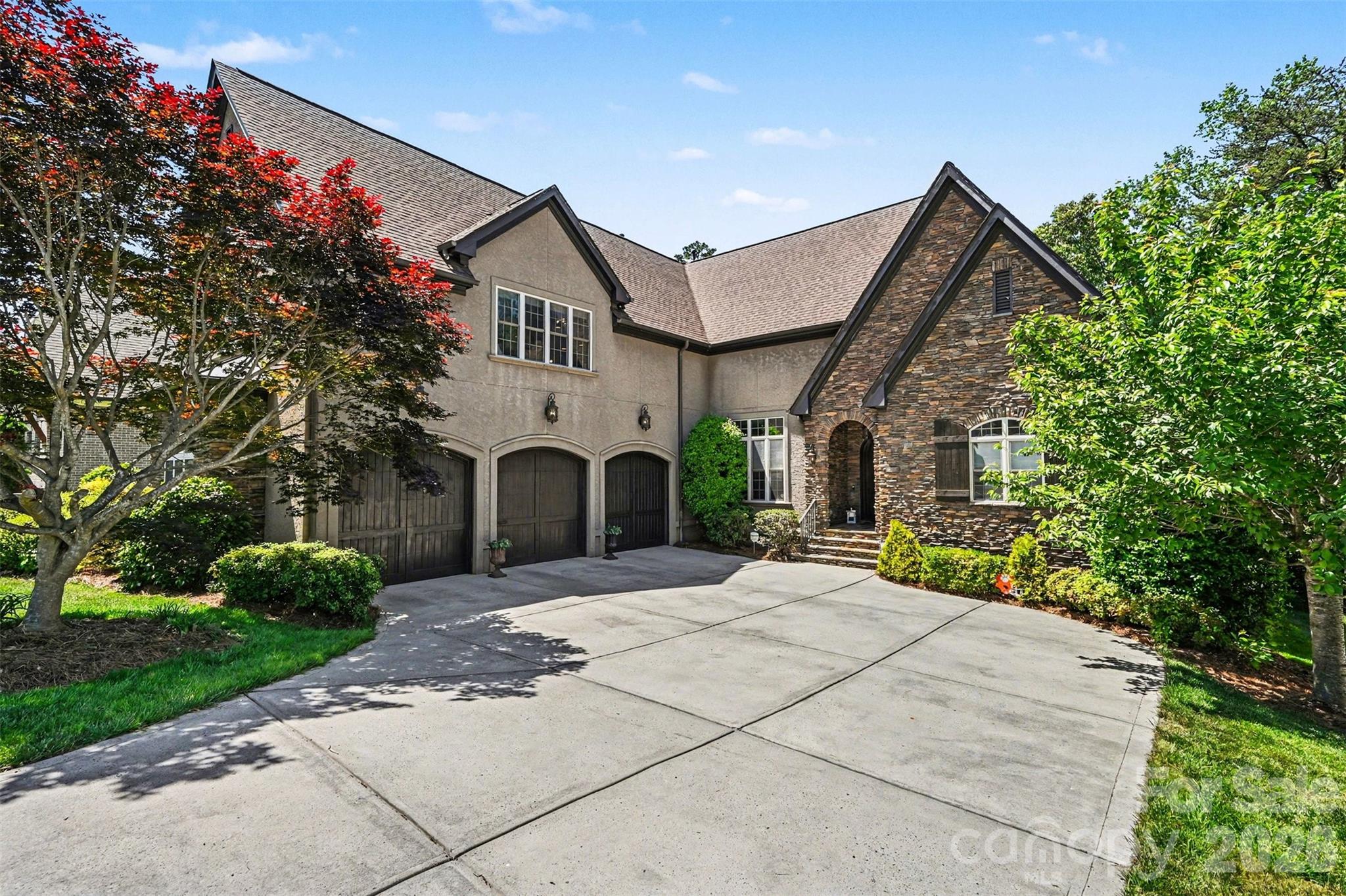 Treetops At Cowans Ford - Residential