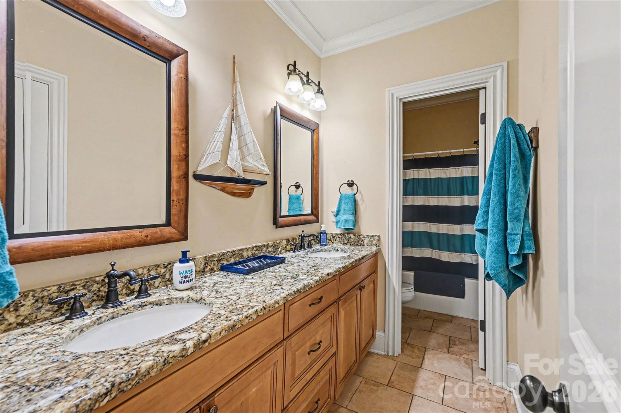 Treetops At Cowans Ford - Residential