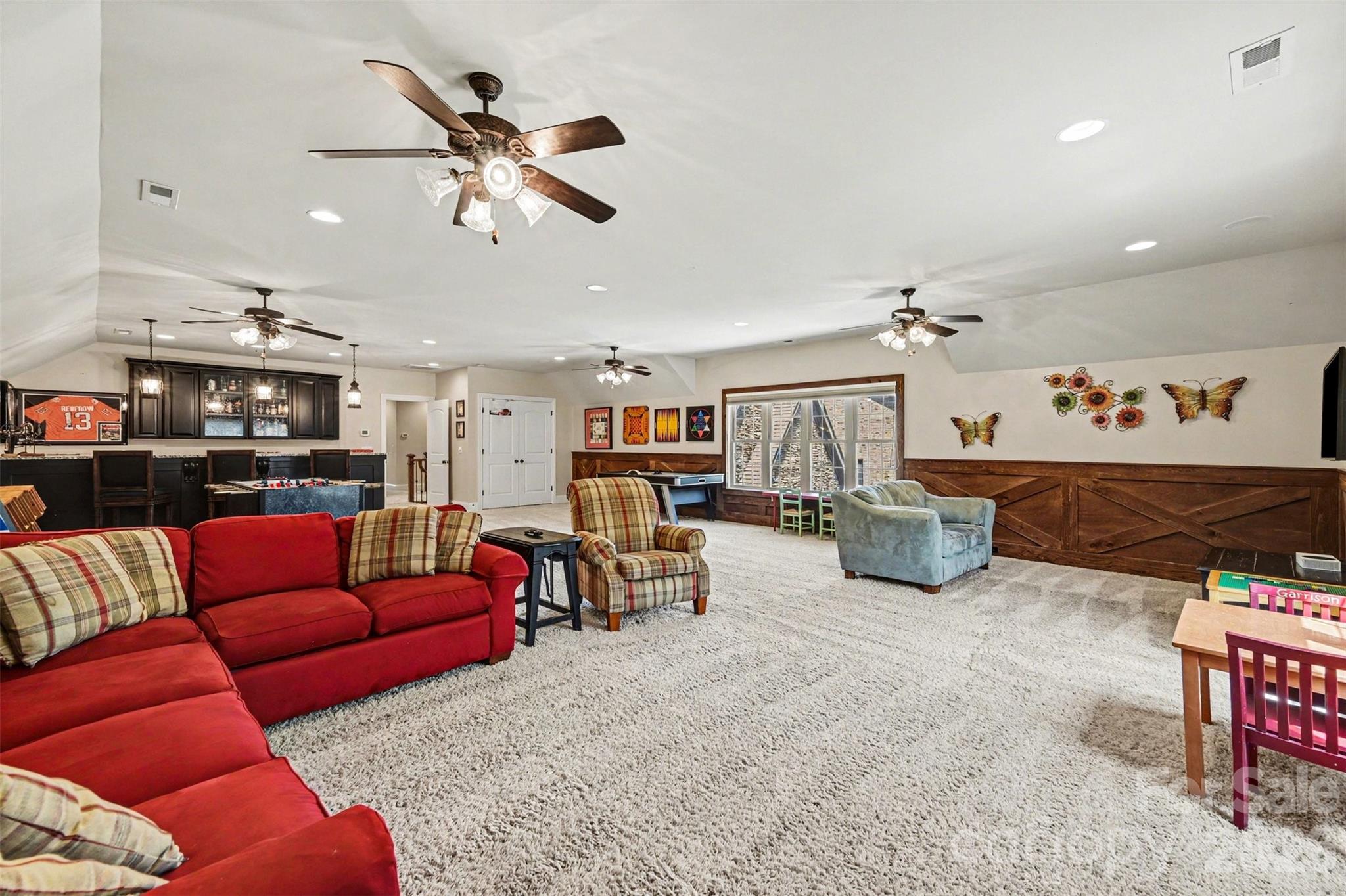 Treetops At Cowans Ford - Residential