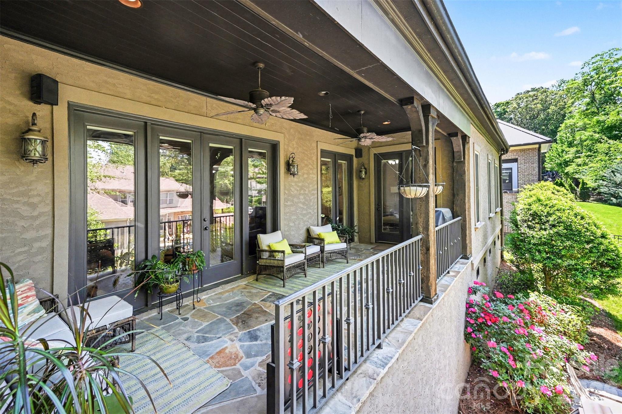 Treetops At Cowans Ford - Residential