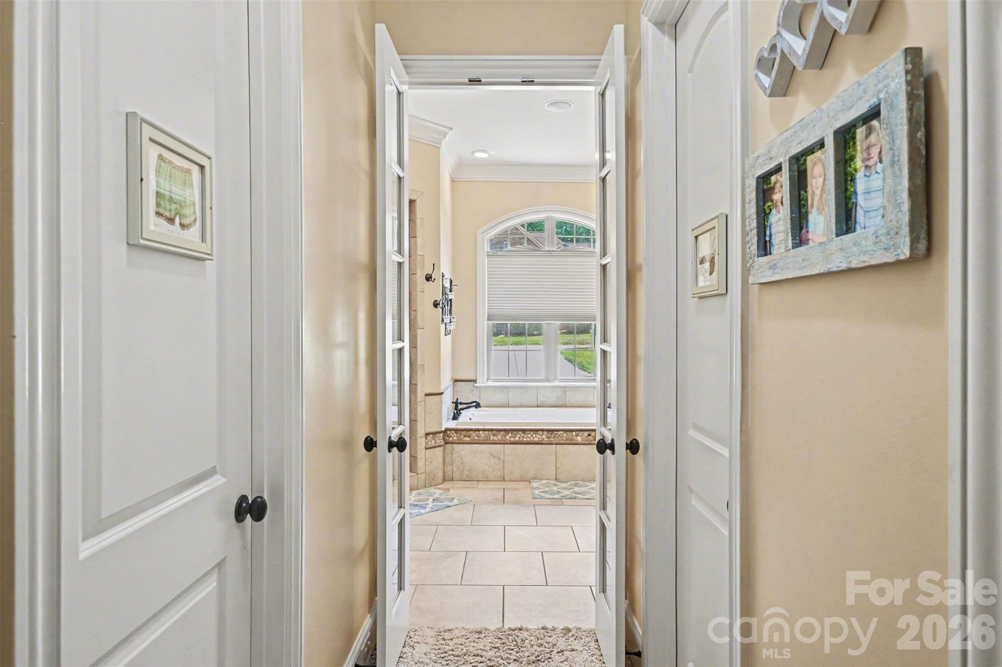 Treetops At Cowans Ford - Residential