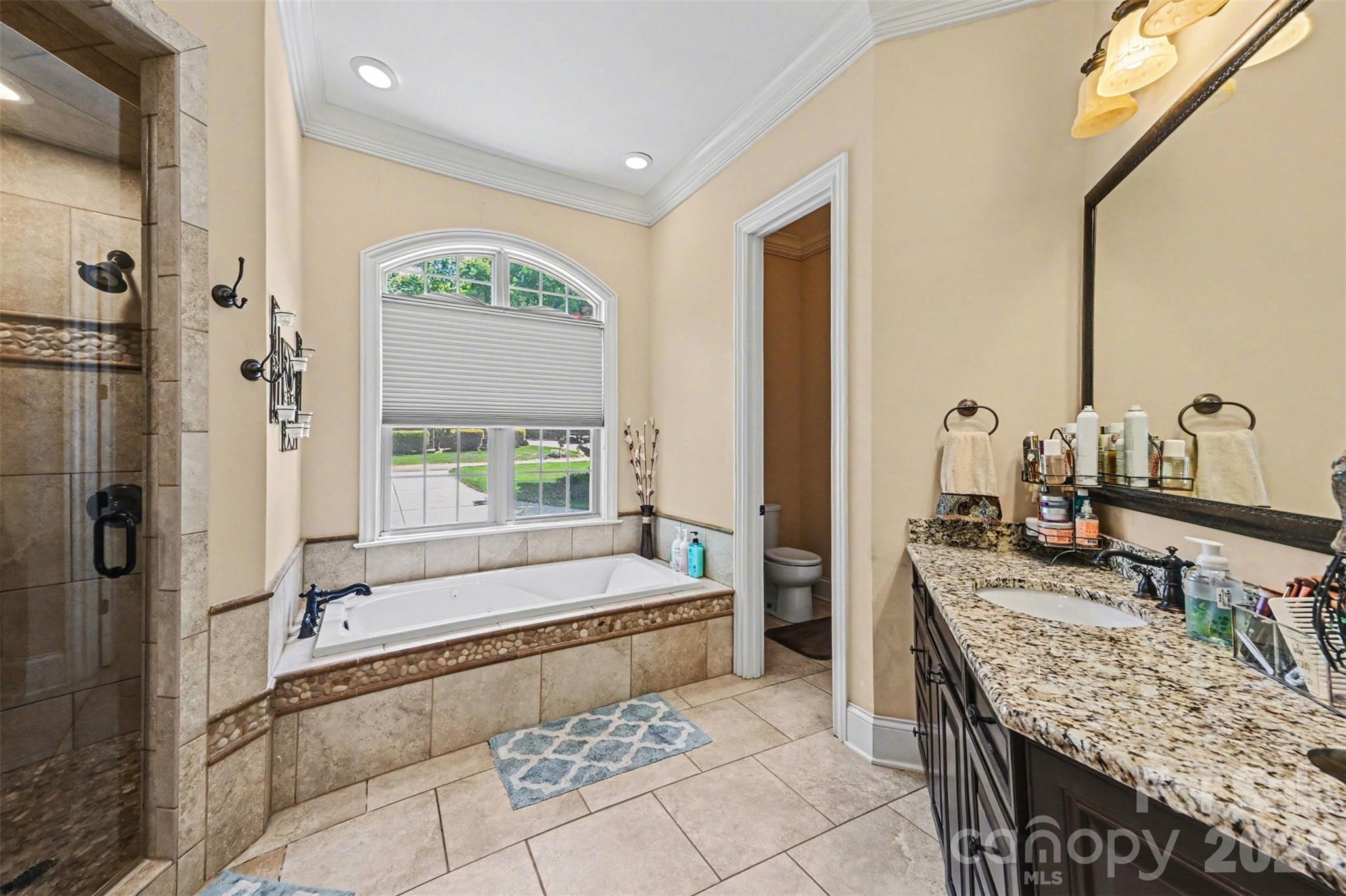 Treetops At Cowans Ford - Residential