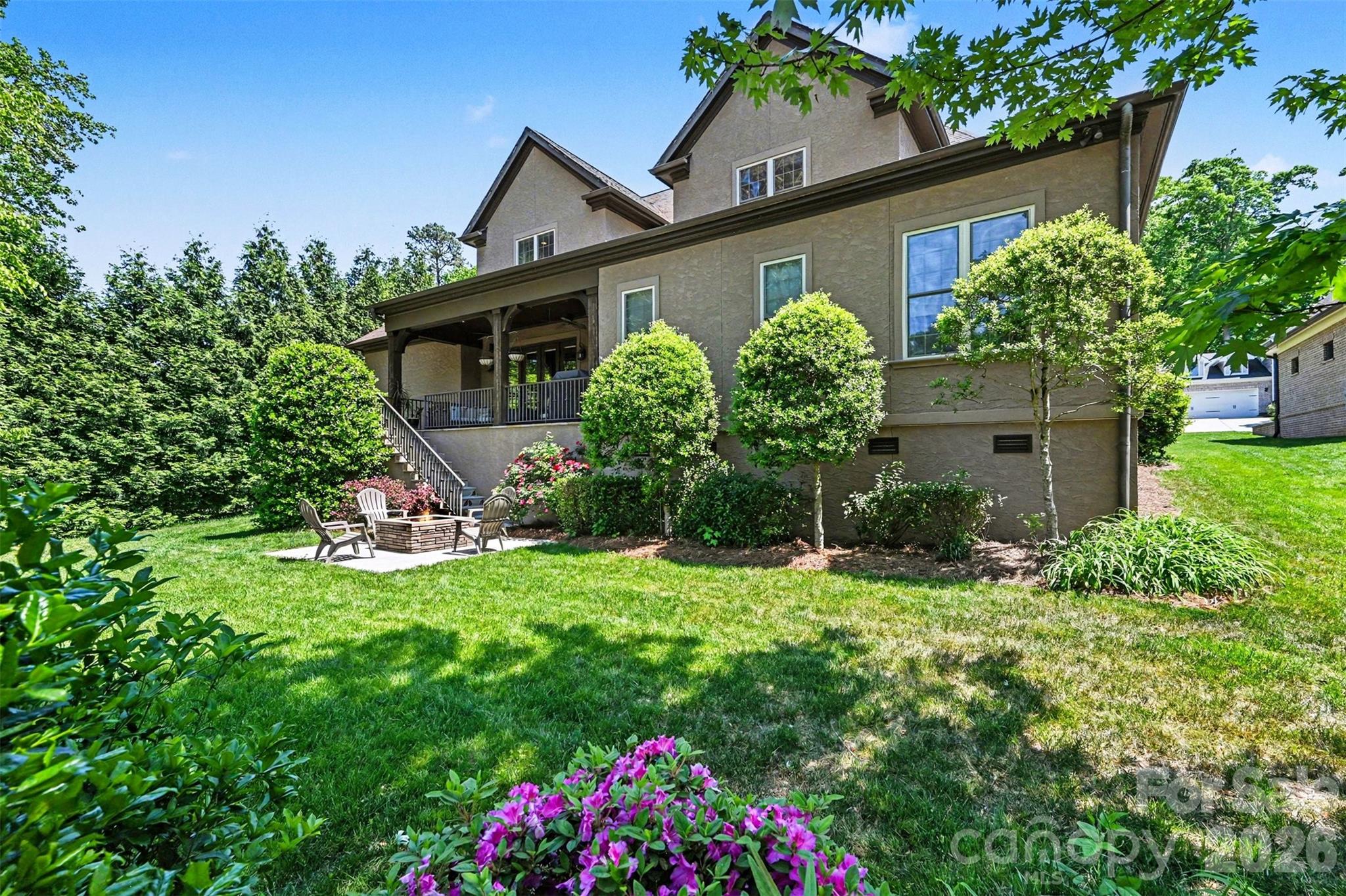 Treetops At Cowans Ford - Residential