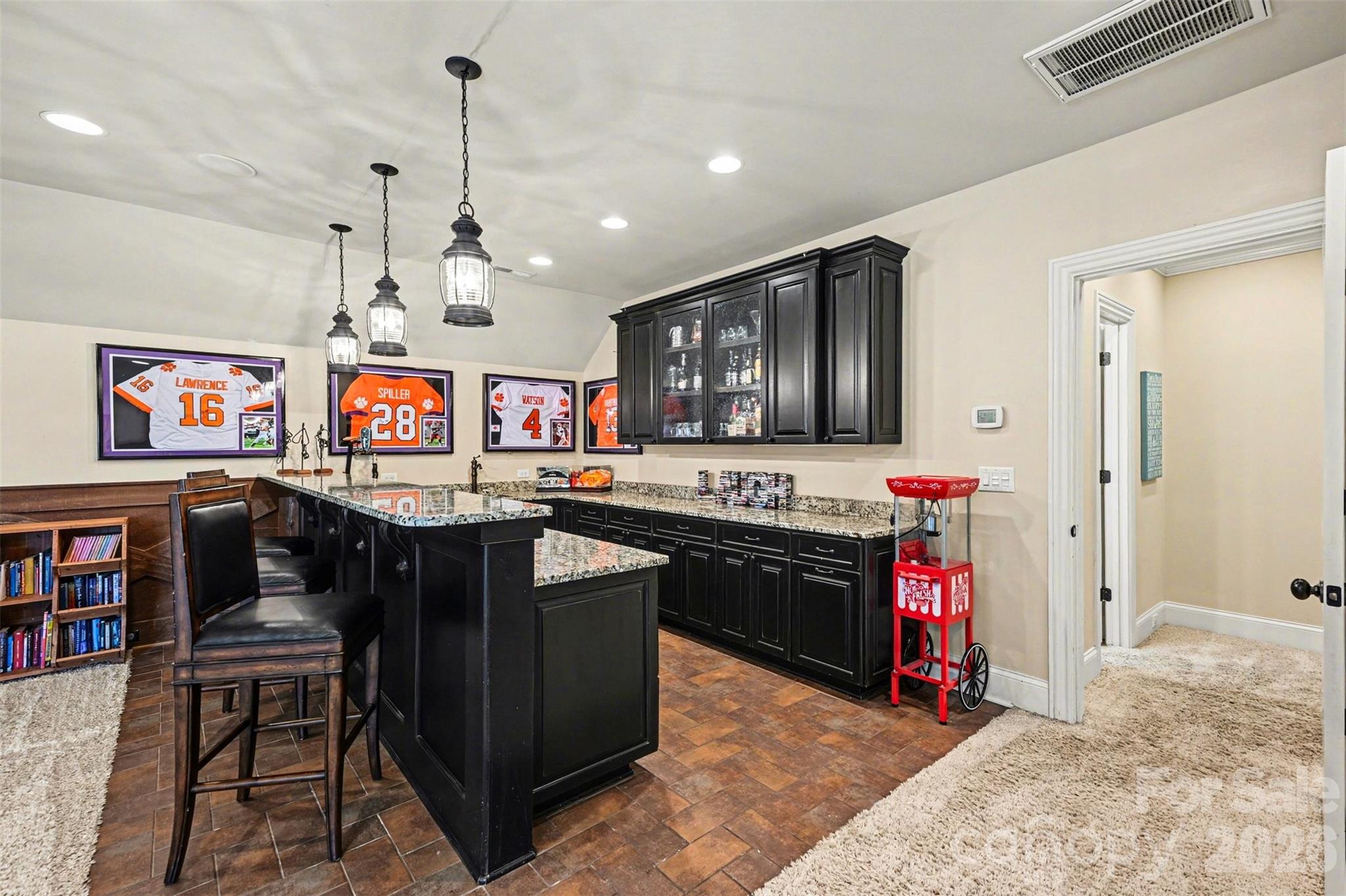 Treetops At Cowans Ford - Residential