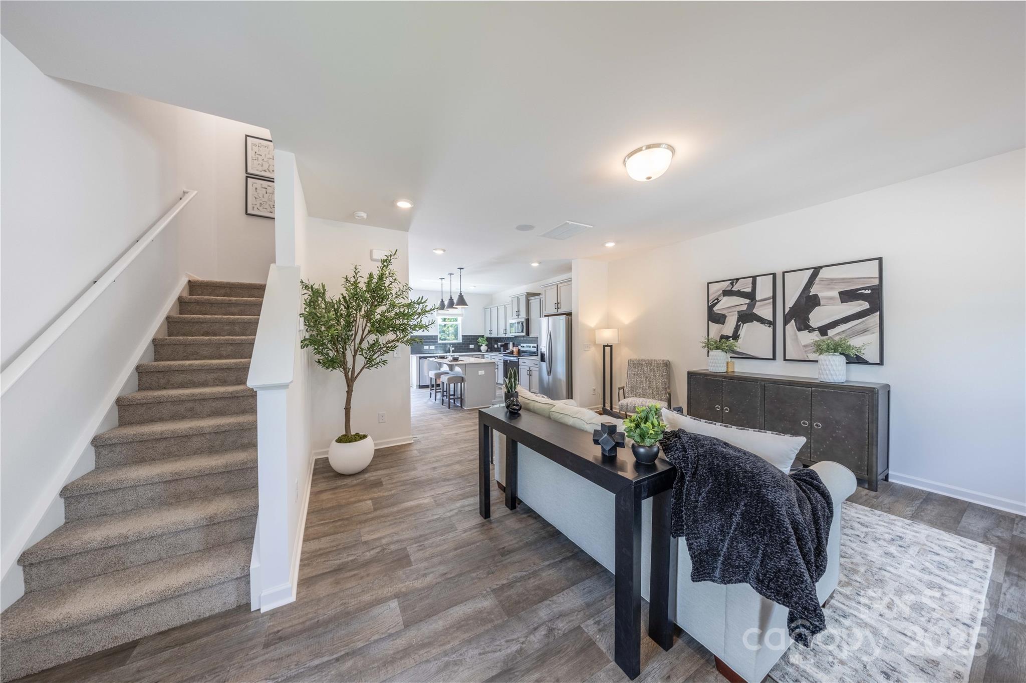 3119 Elemare Street 33