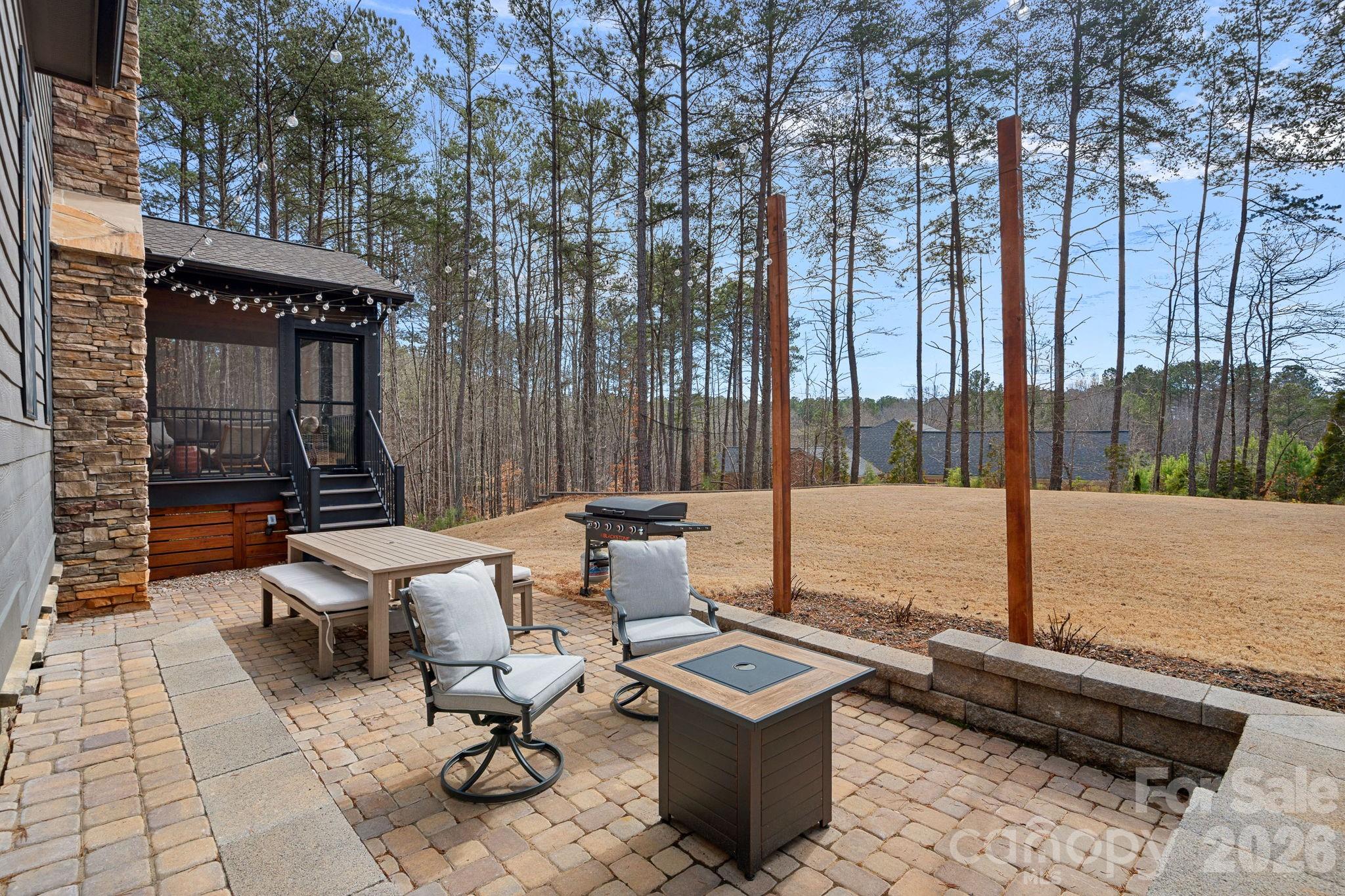 6840 Kingfisher Court