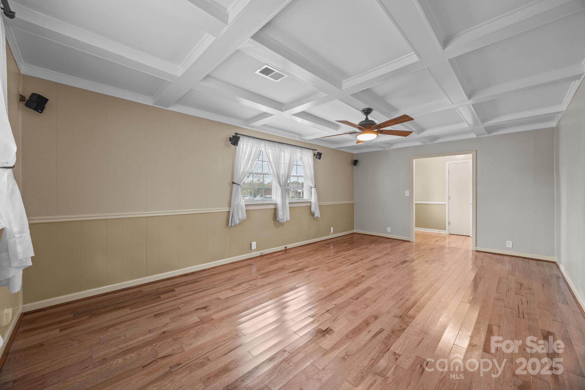 207 Highland Avenue SW