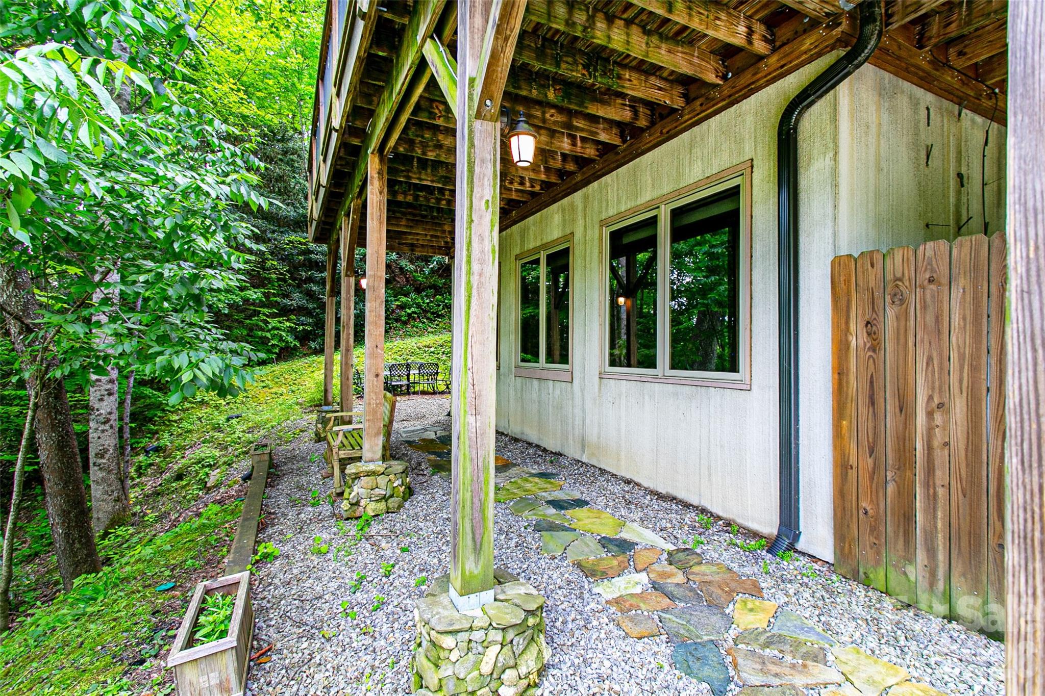 Laurel Ridge - Residential