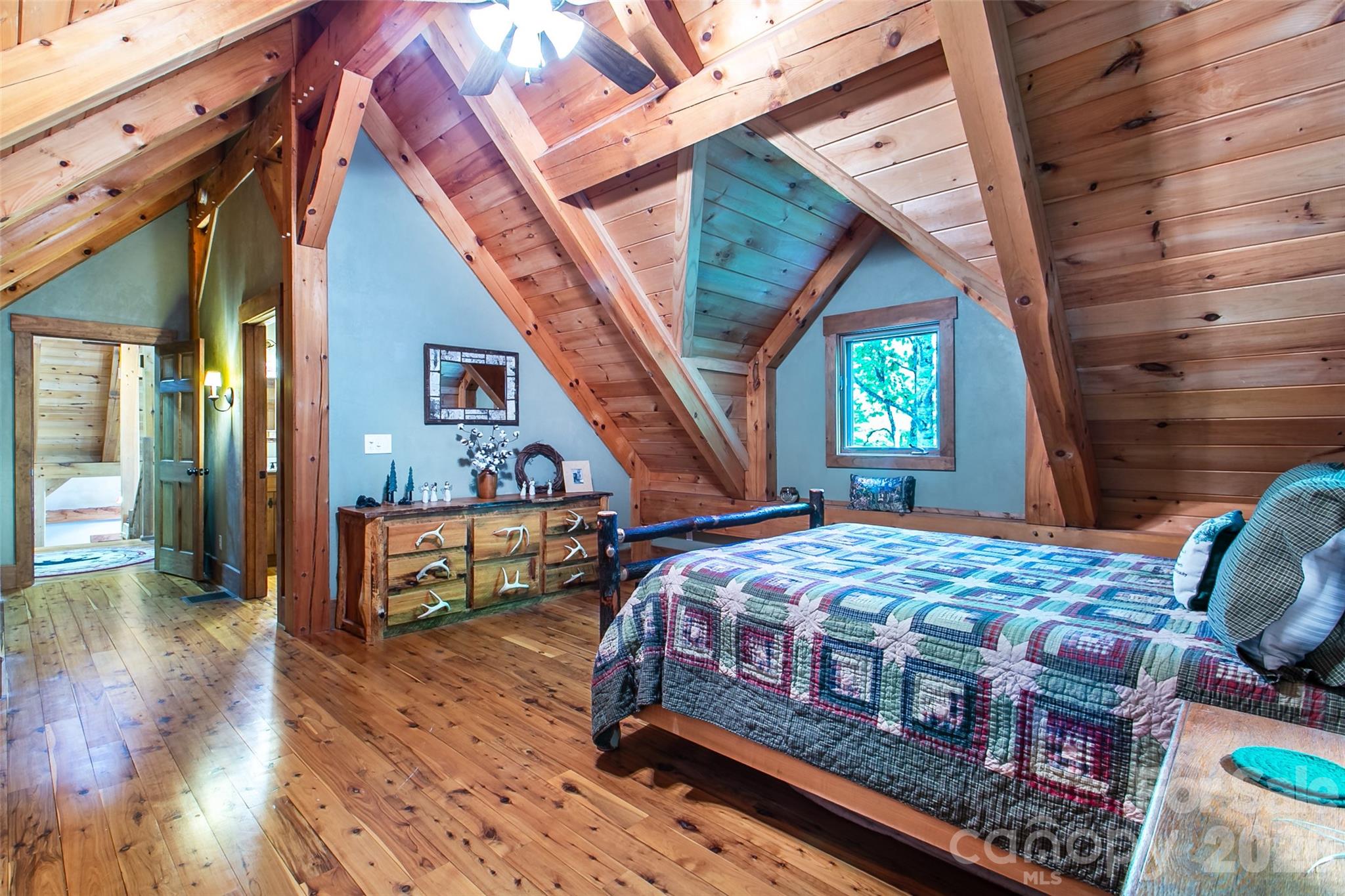 Laurel Ridge - Residential