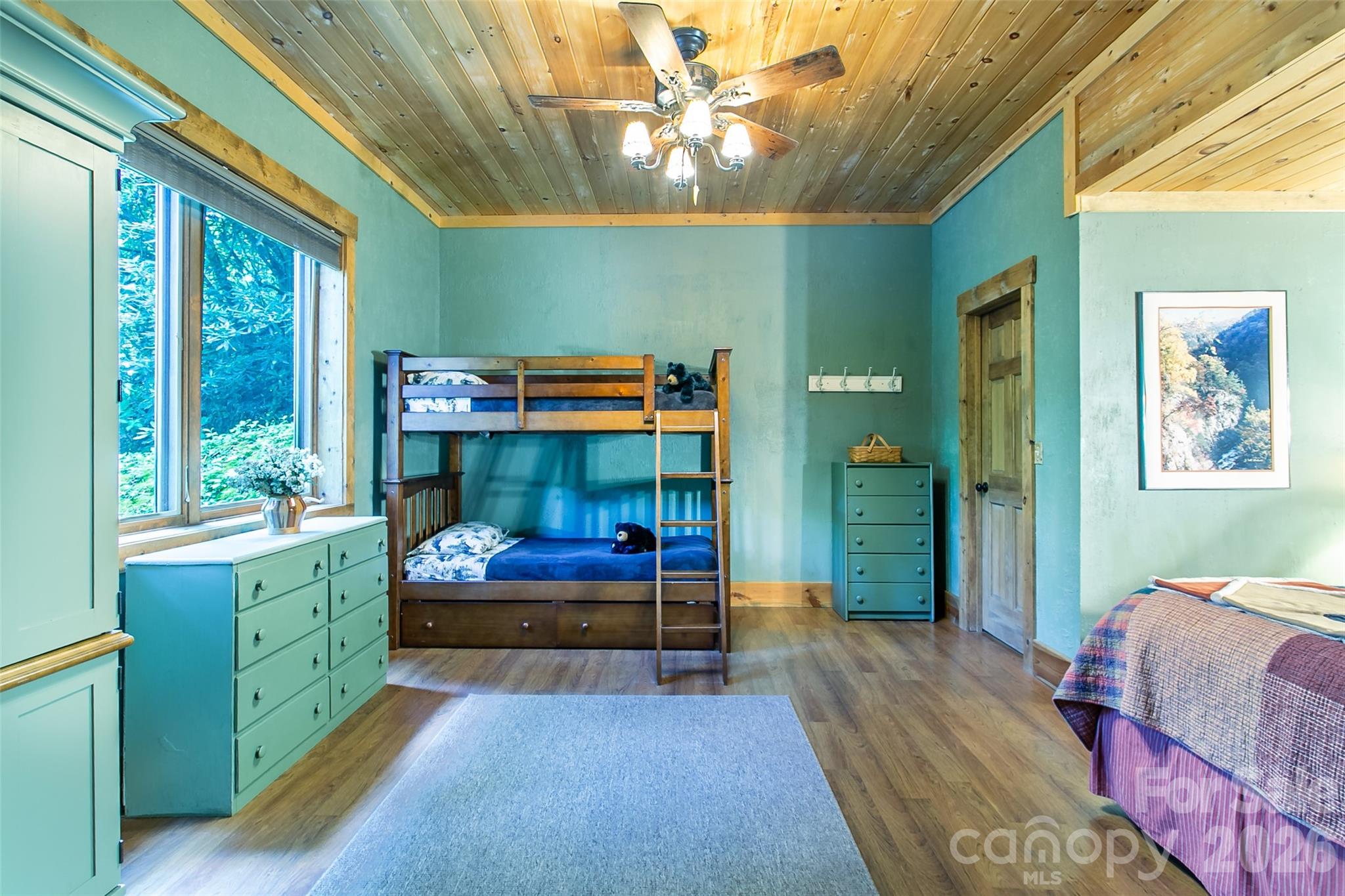 Laurel Ridge - Residential