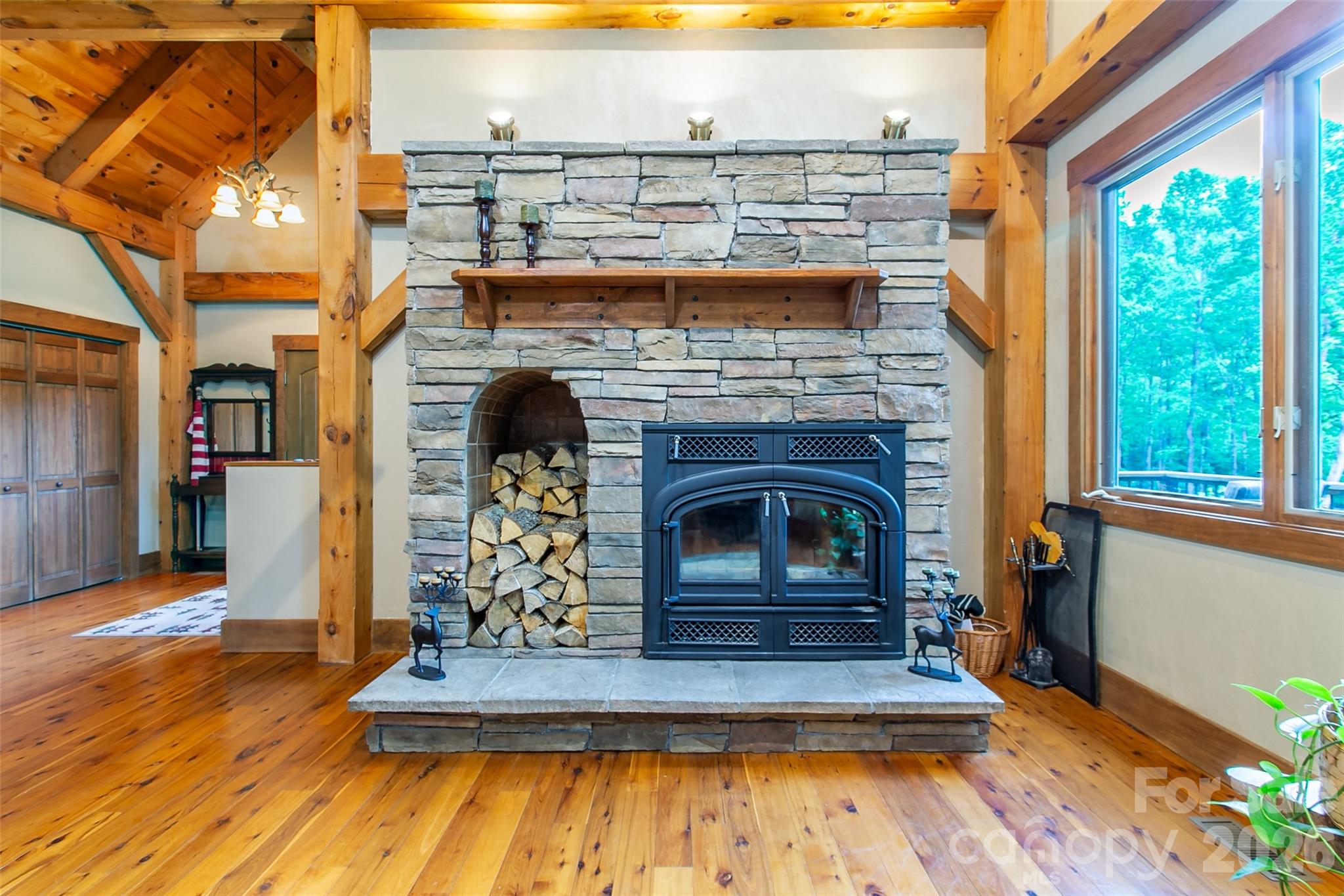 Laurel Ridge - Residential