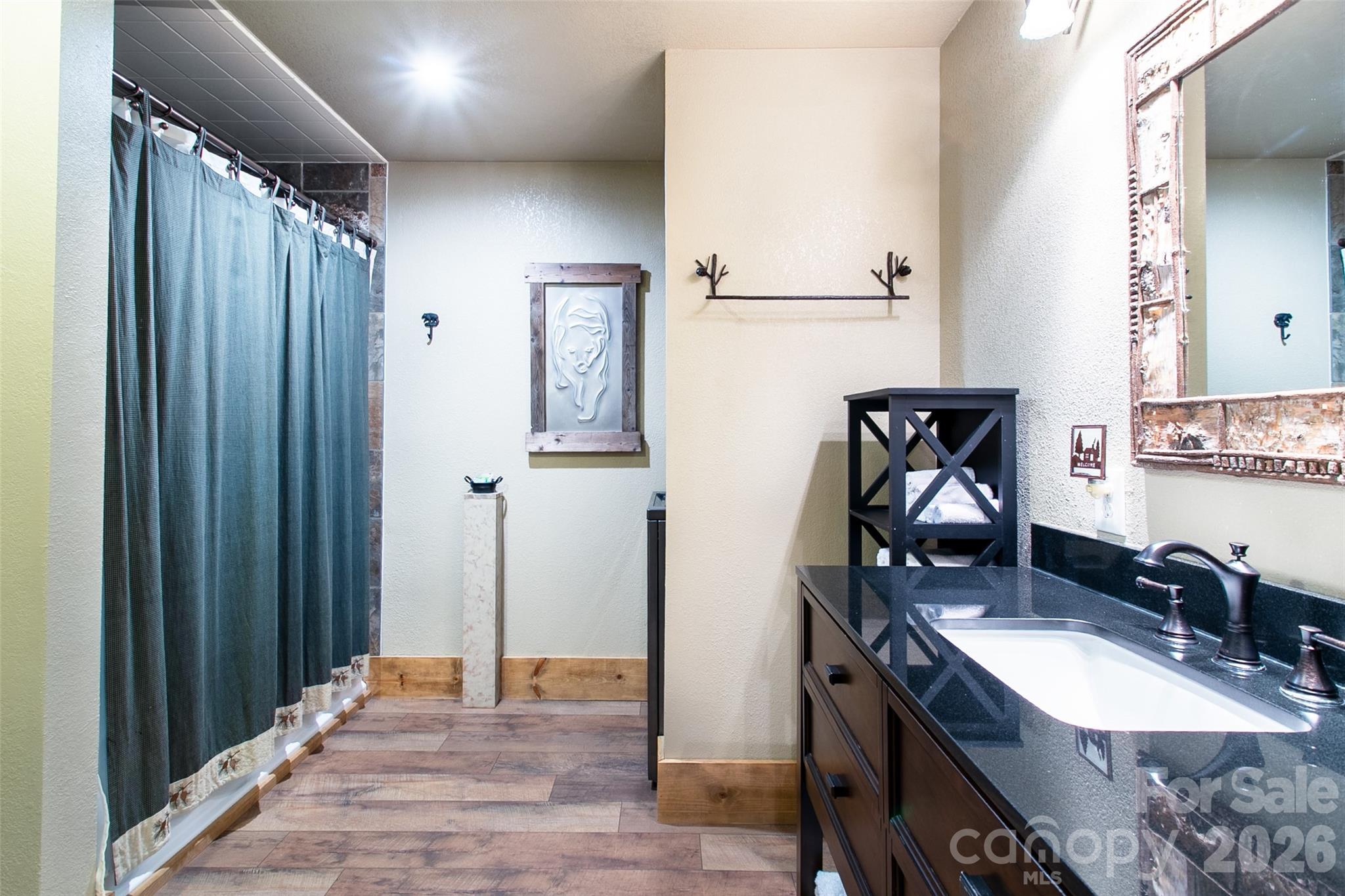 Laurel Ridge - Residential