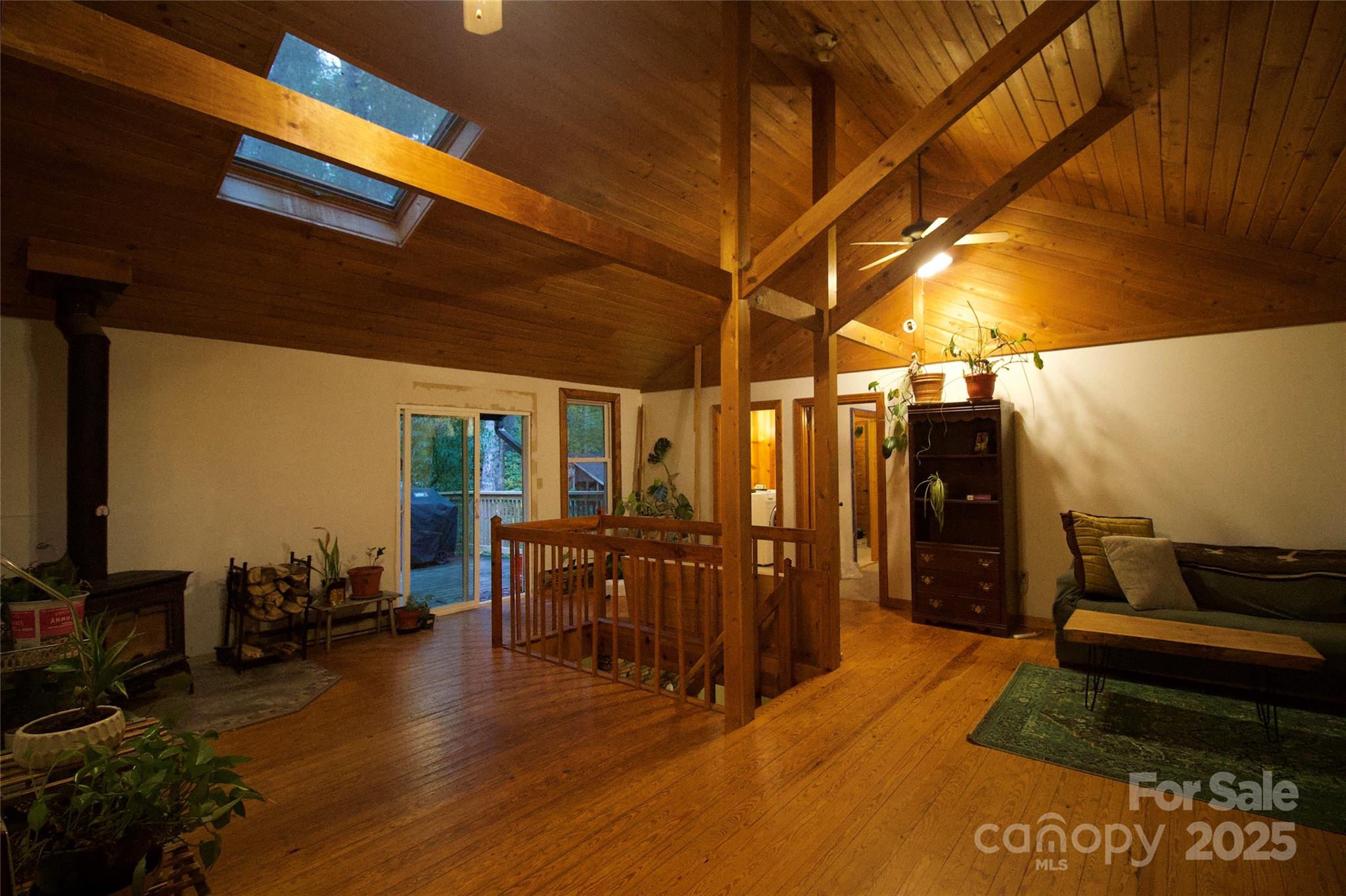 15 Gold Creek Crossing