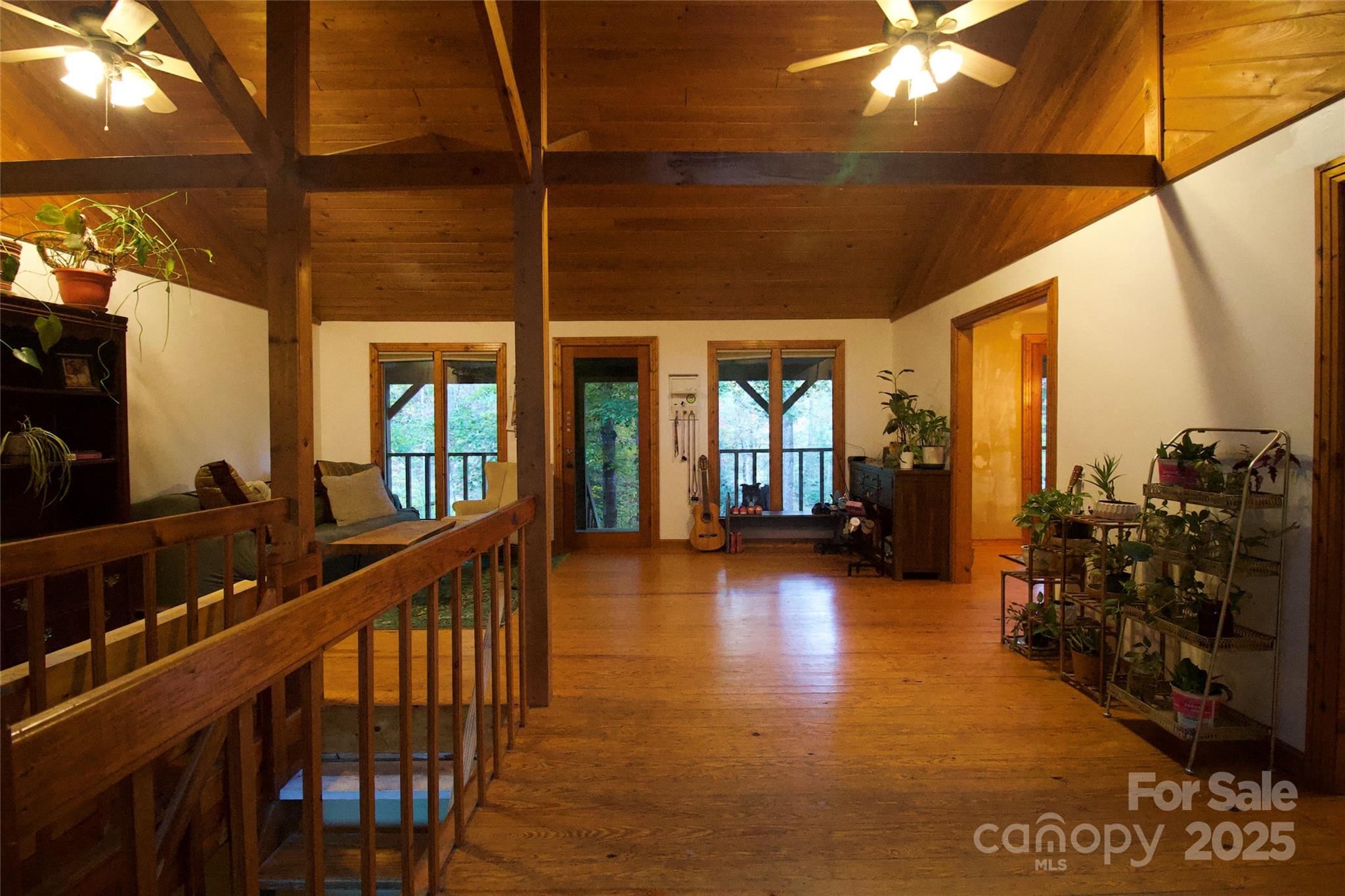 15 Gold Creek Crossing