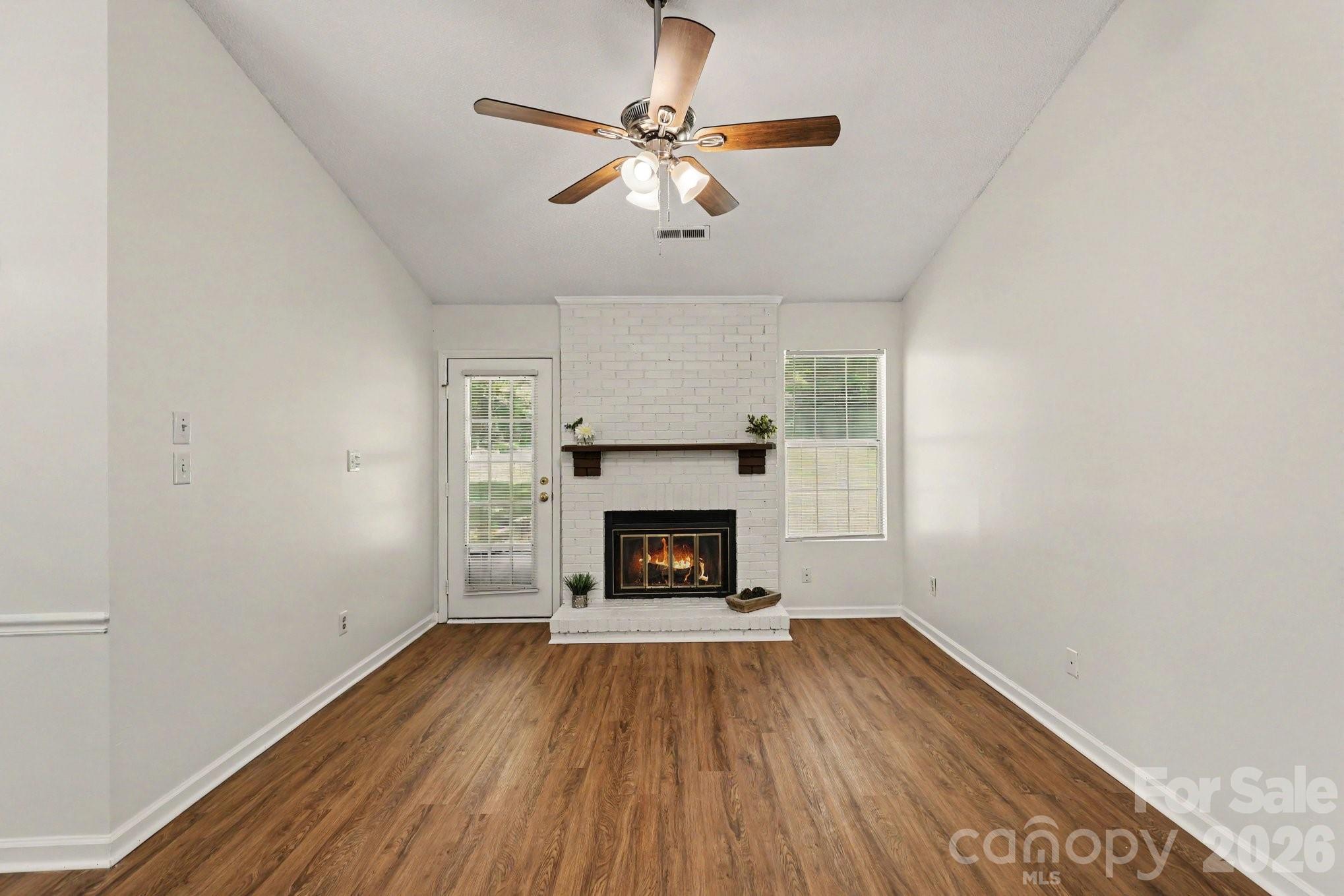 2208 Pinebrook Circle