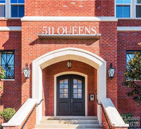 Photo of 511 Queens Road #2-401, Charlotte, NC 28207 (MLS # 4408289)