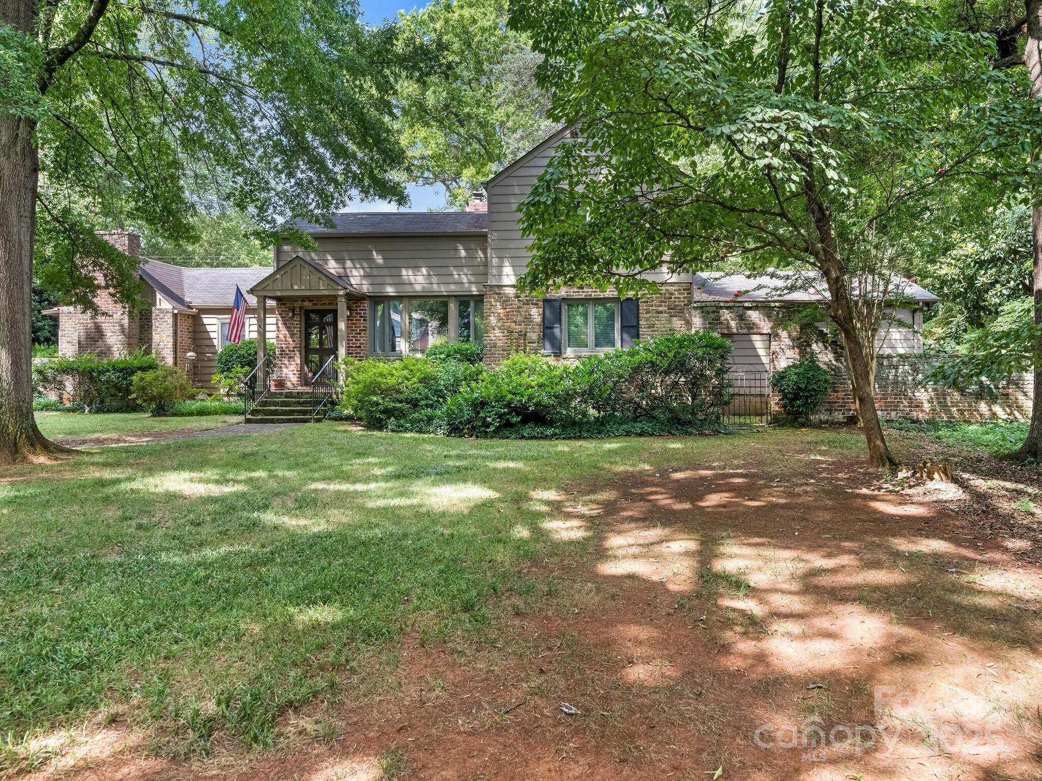 1950 Overhill Road