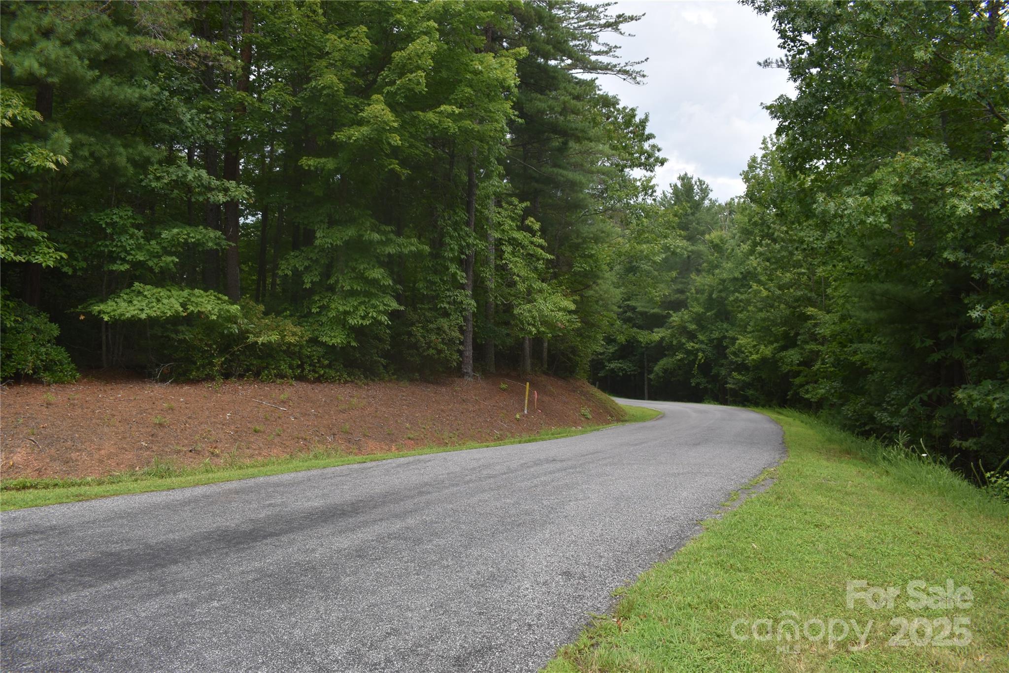 129 Captains Drive 221