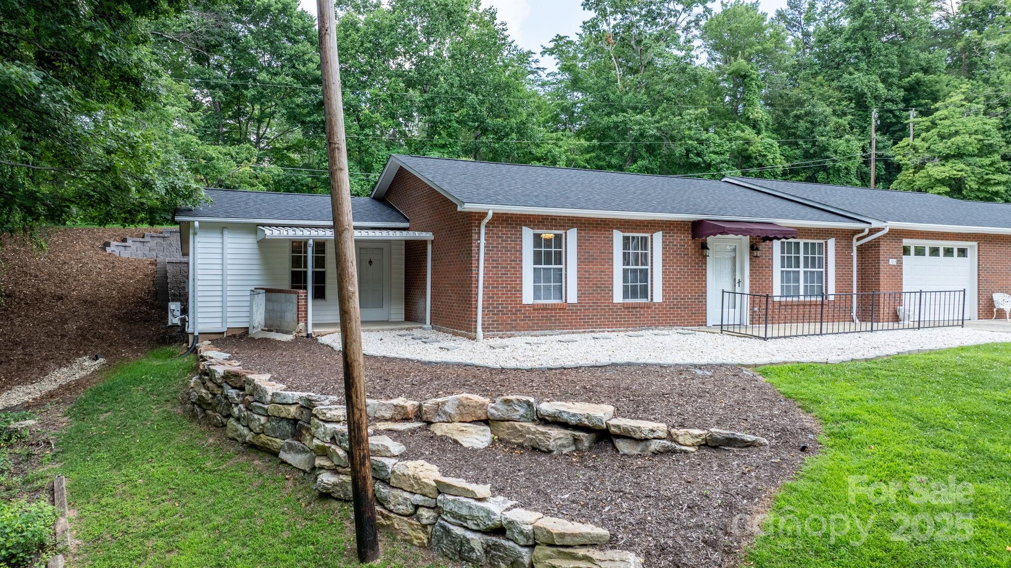 75 Laurelwood Drive 103
