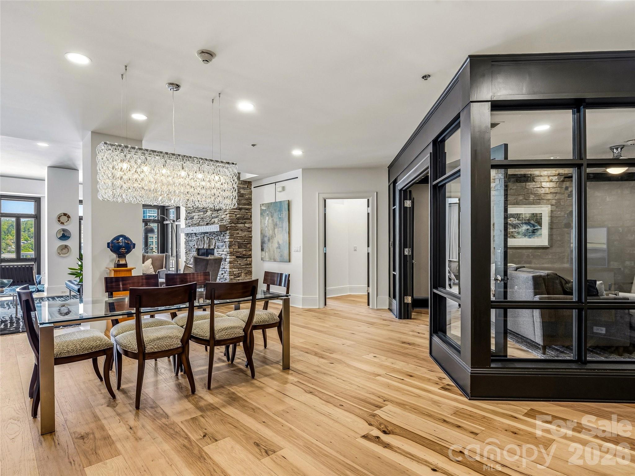 21 Battery Park - Residential