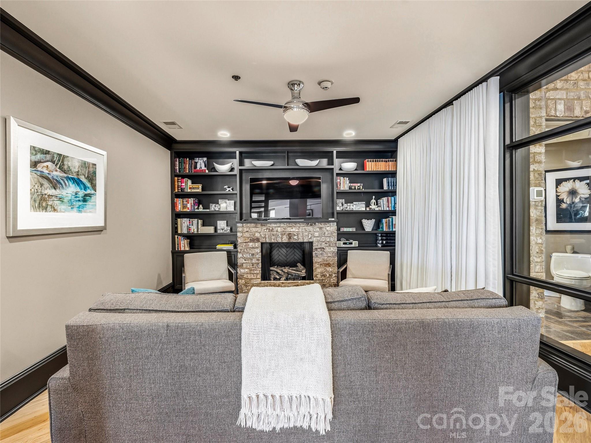 21 Battery Park - Residential