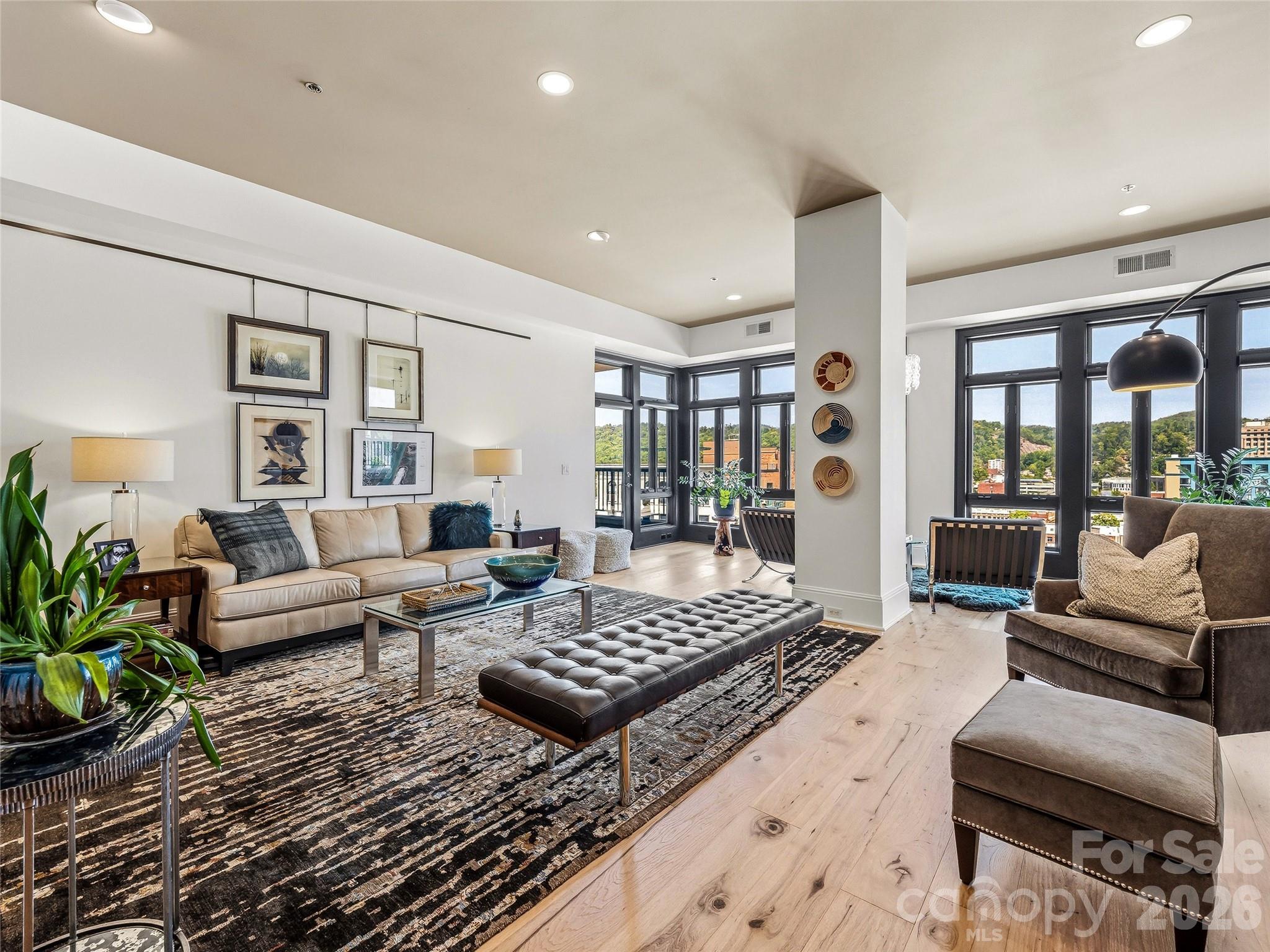 21 Battery Park - Residential