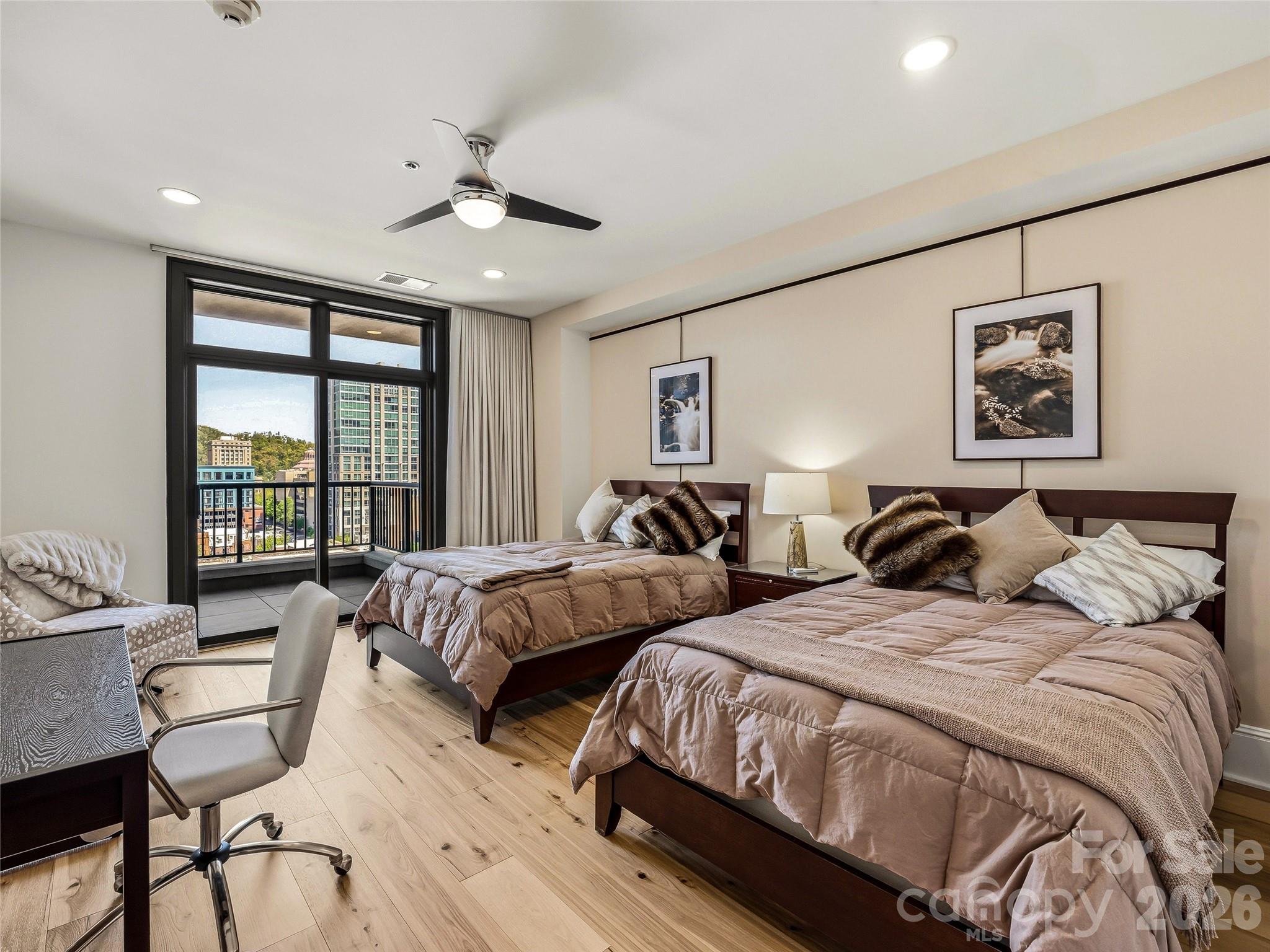 21 Battery Park - Residential